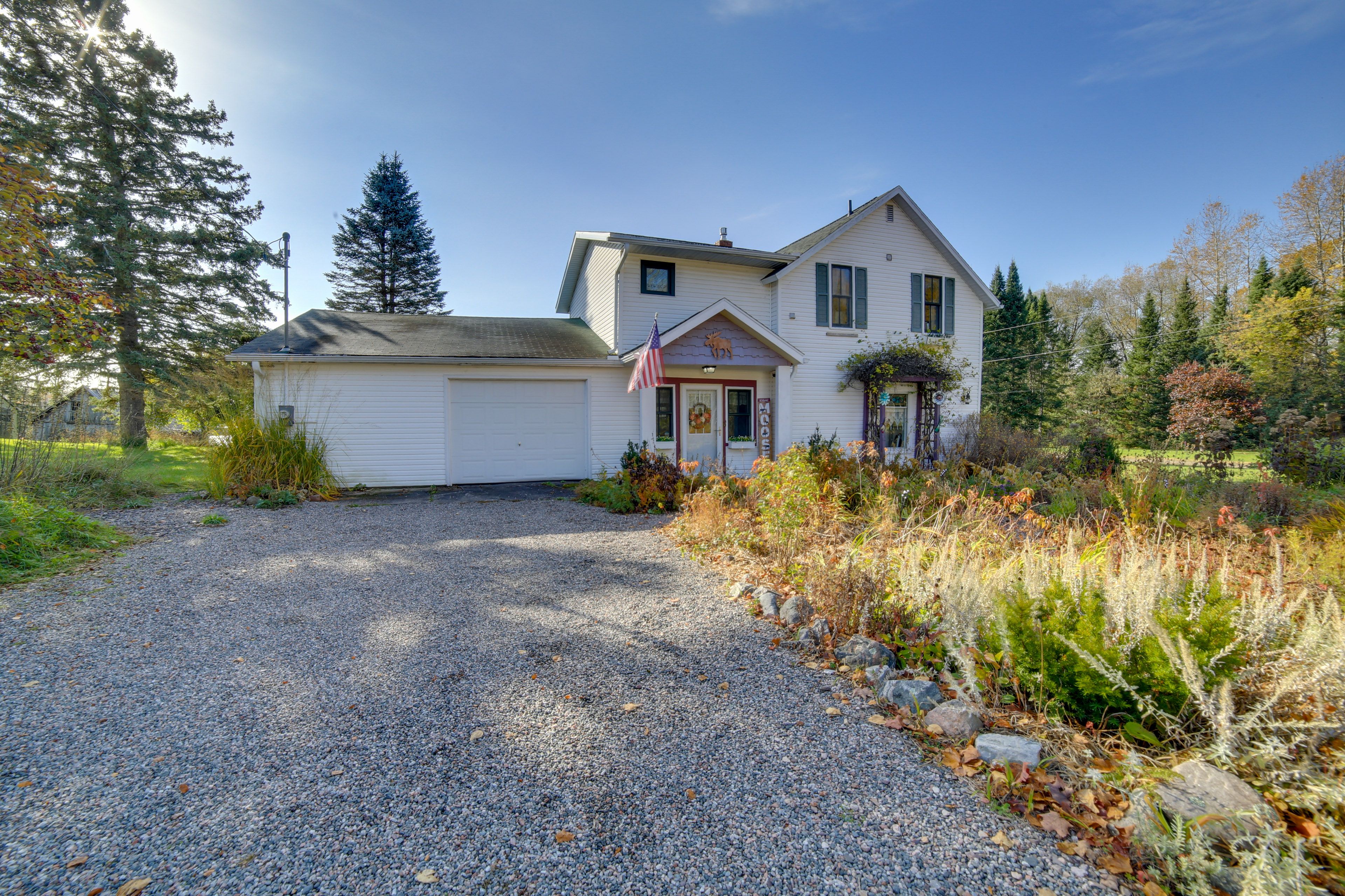 Exterior | Driveway (4 Vehicles) | Free Street Parking