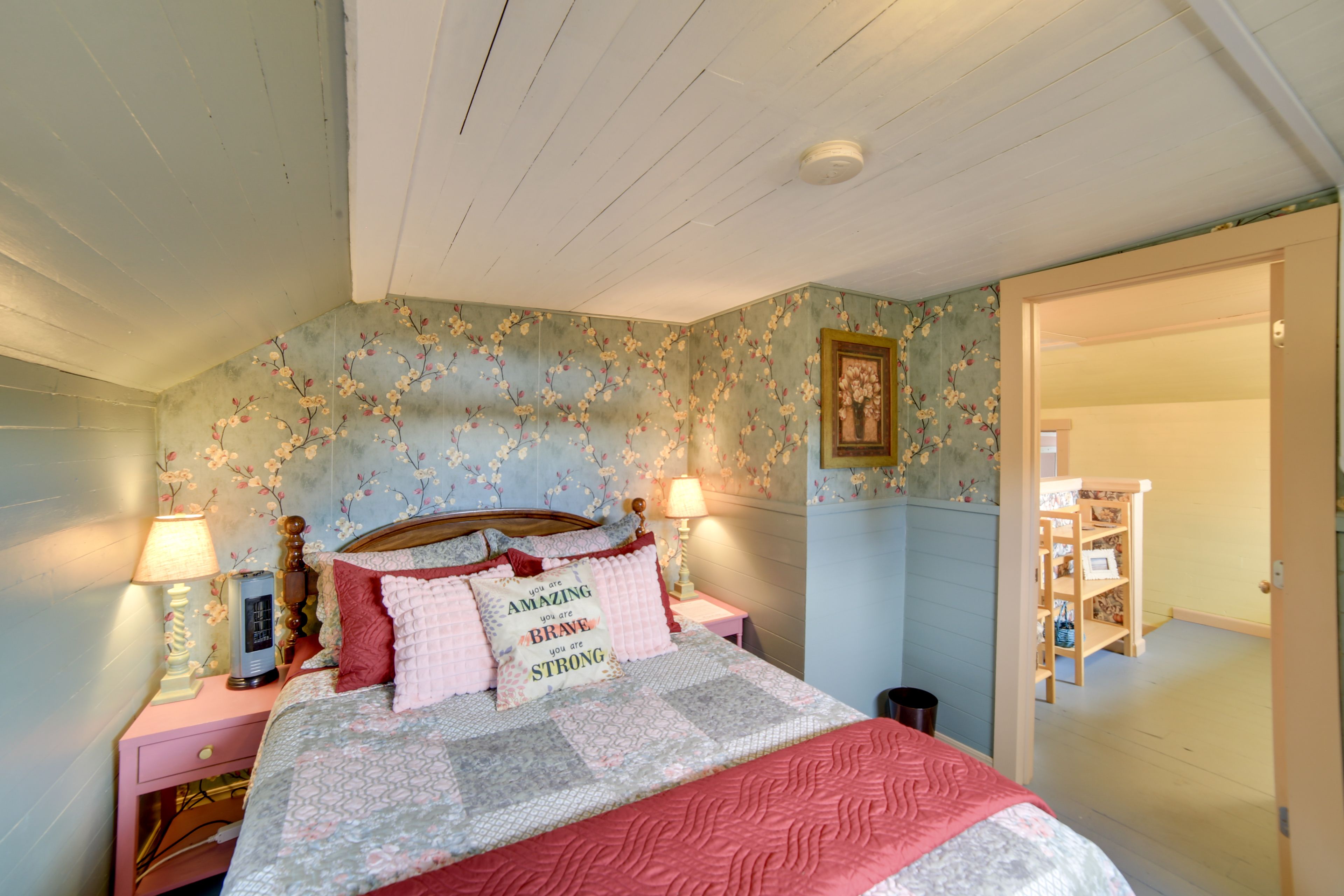 Bedroom 2 | Queen Bed | 2nd Floor