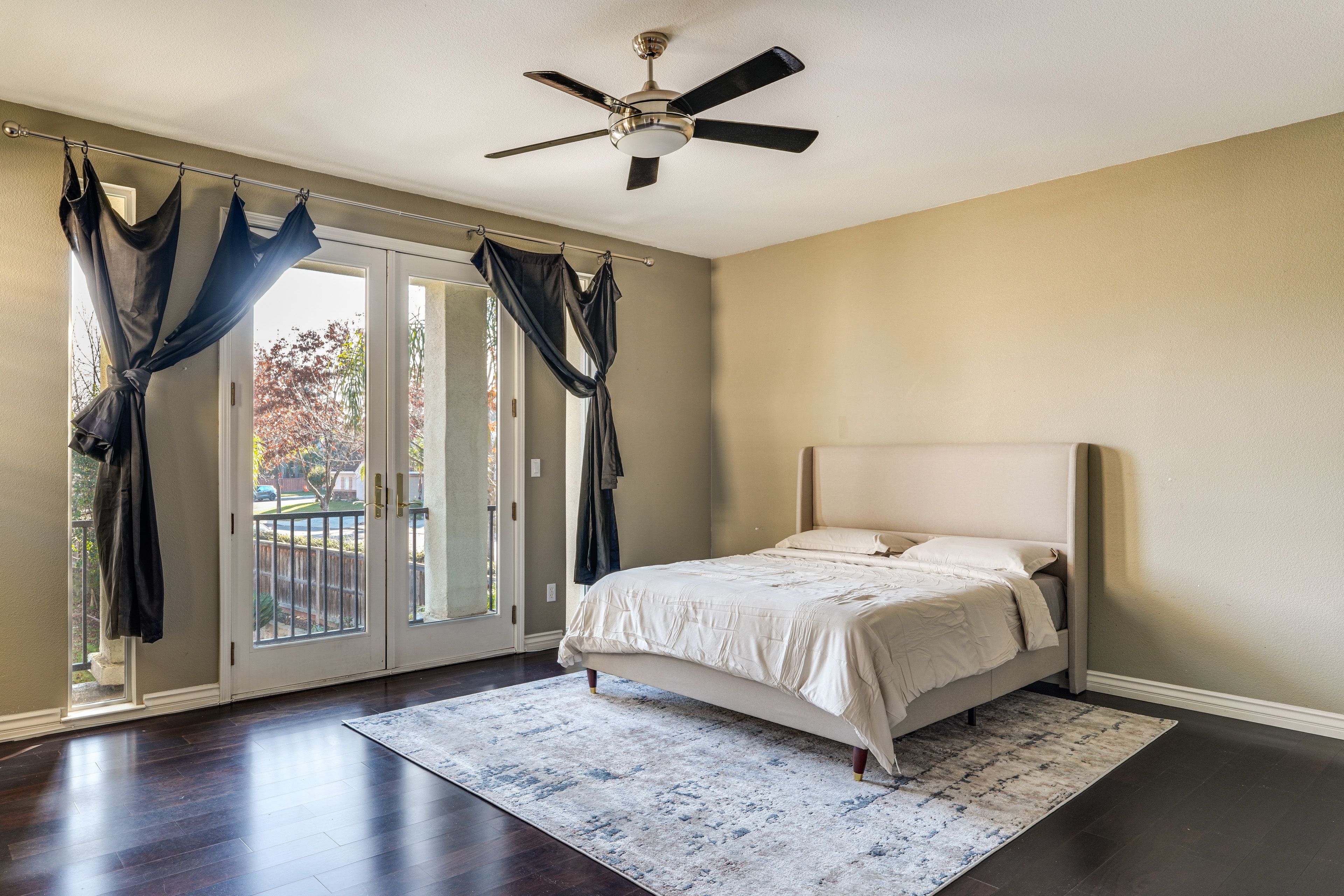 Bedroom 5 | 2nd Floor | Queen Bed