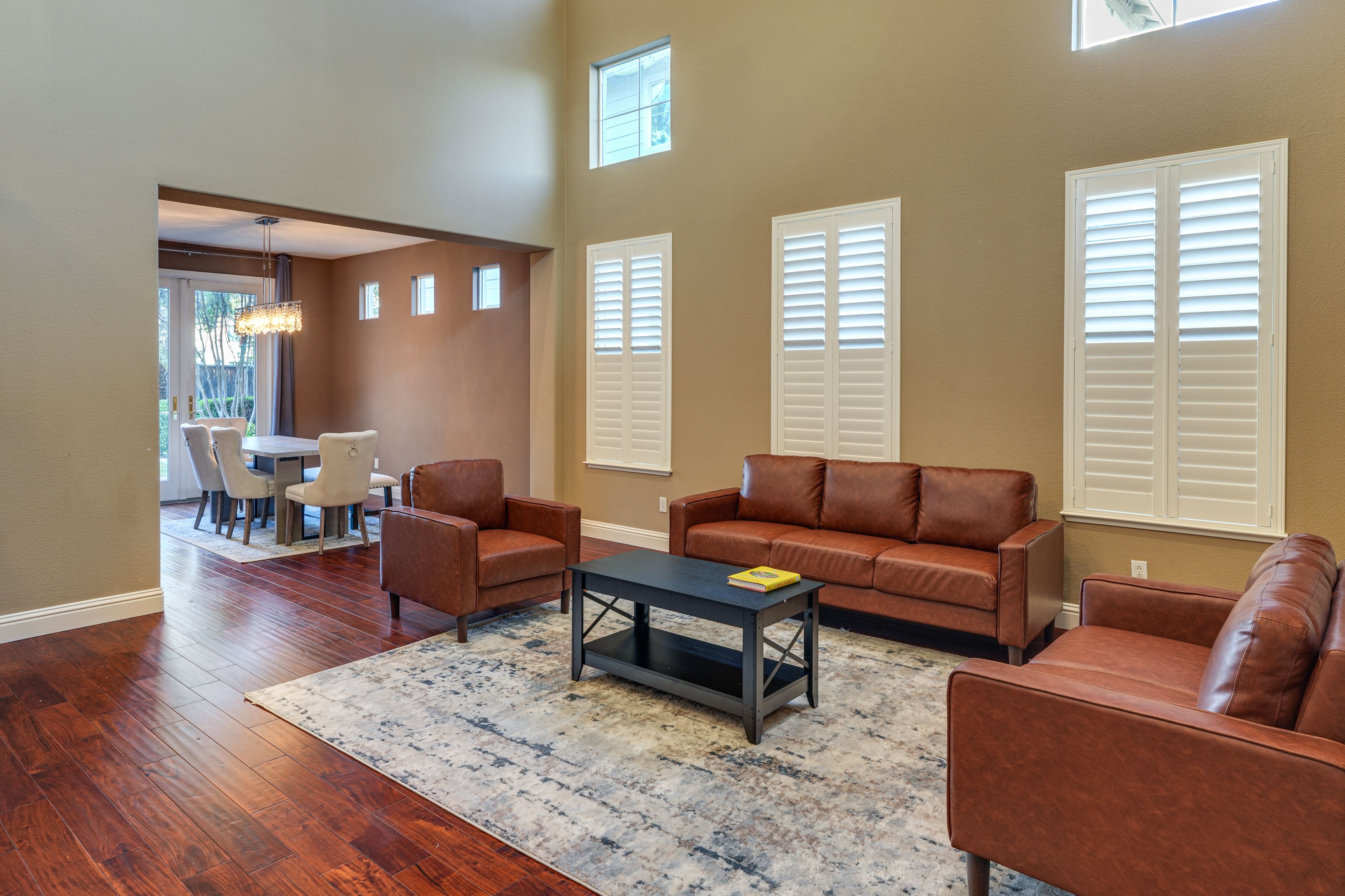 Lounge Area | 1st Floor