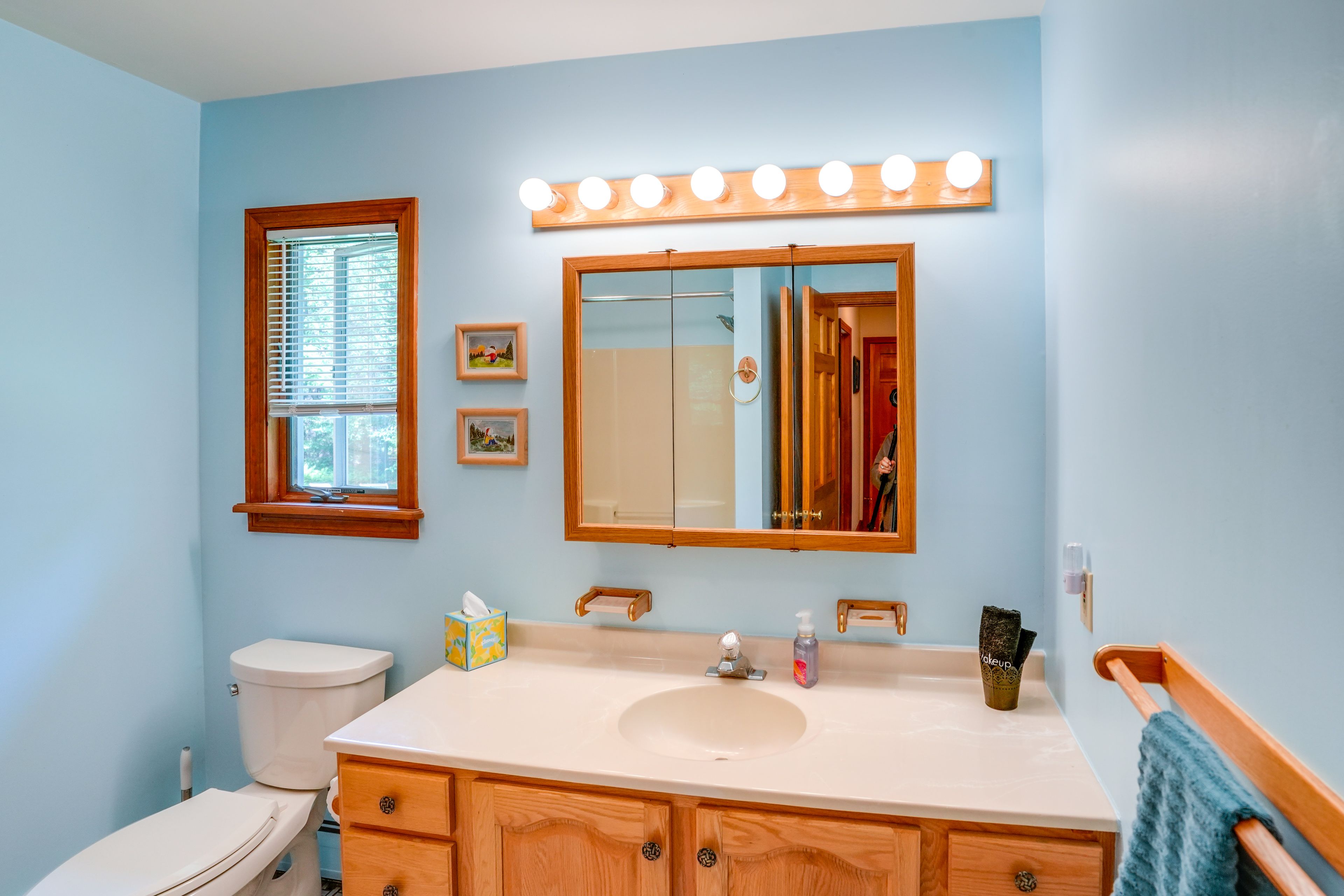 Bathroom | Towels Provided | Main Floor