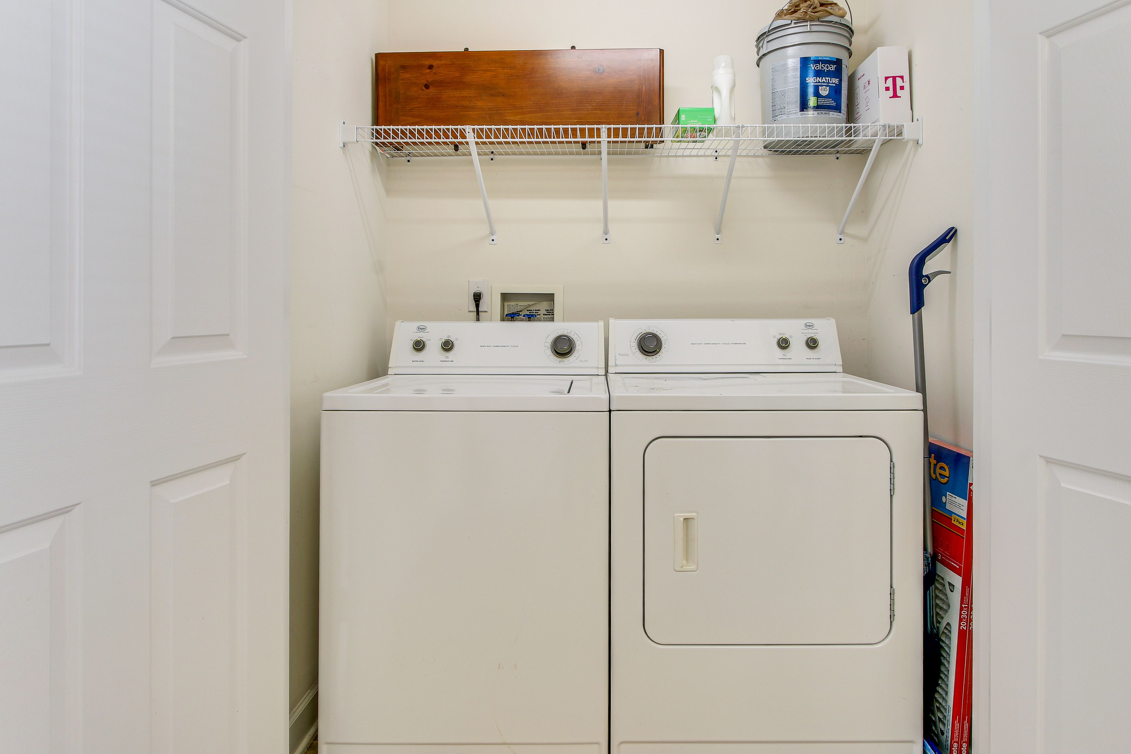 Laundry Area | Washer/Dryer