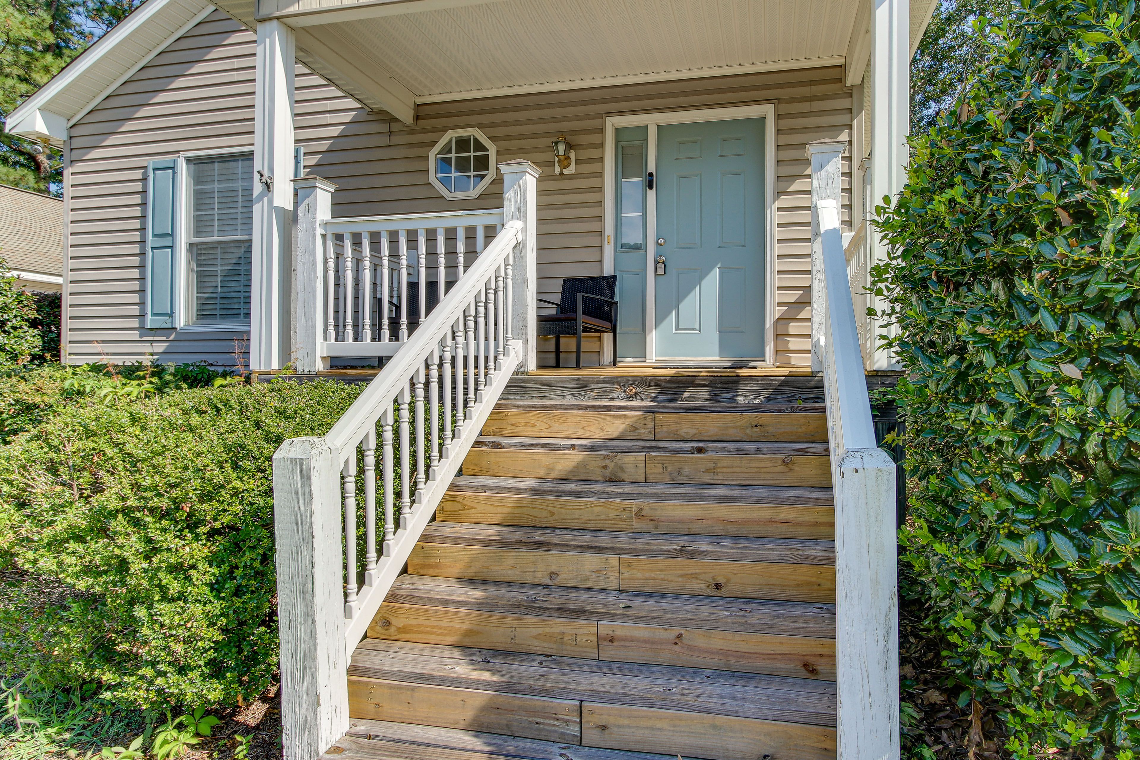 Furnished Porch | Front Entry