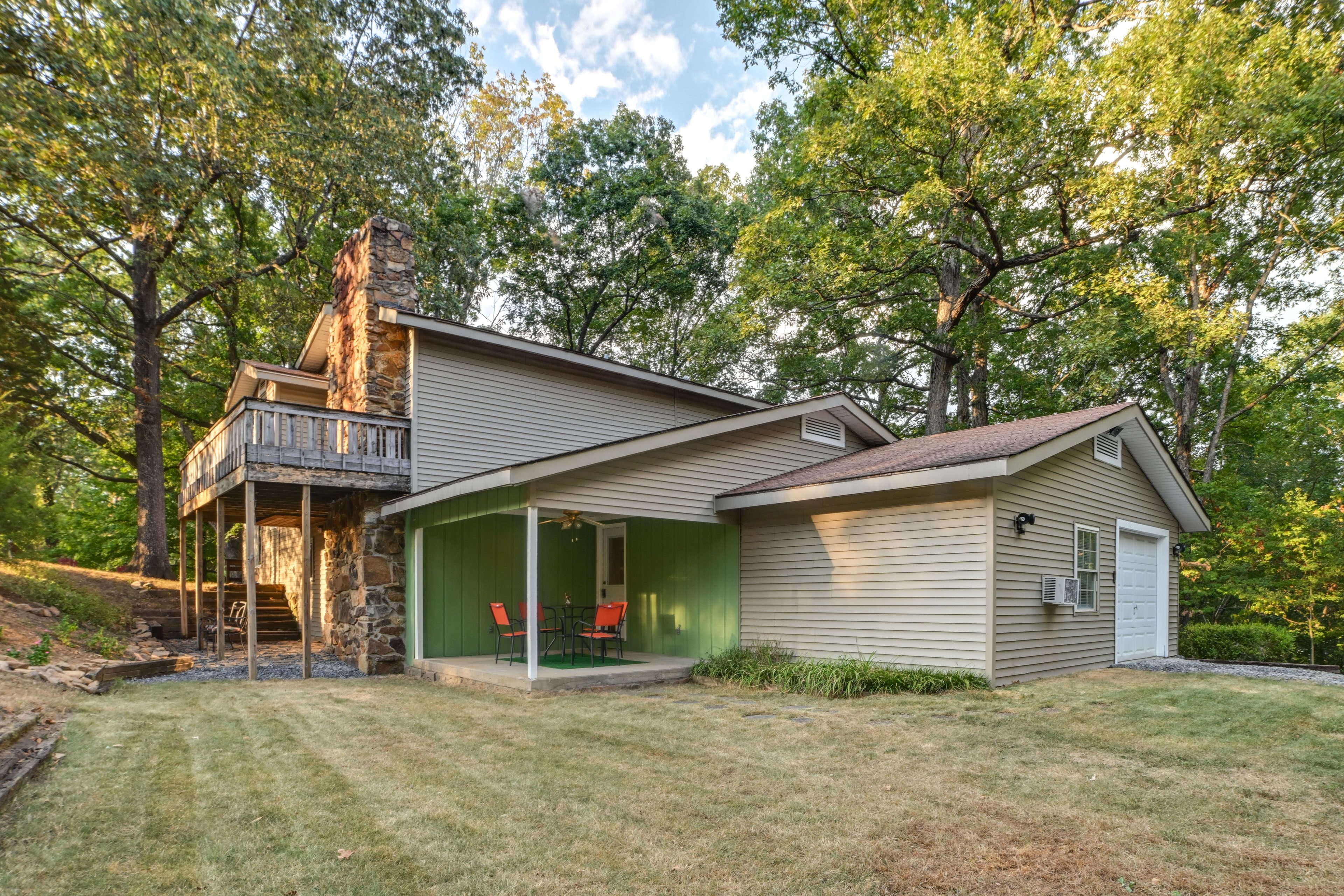 Gilbertsville Vacation Rental | 4BR | 3BA | Stairs Required | 2,235 Sq Ft