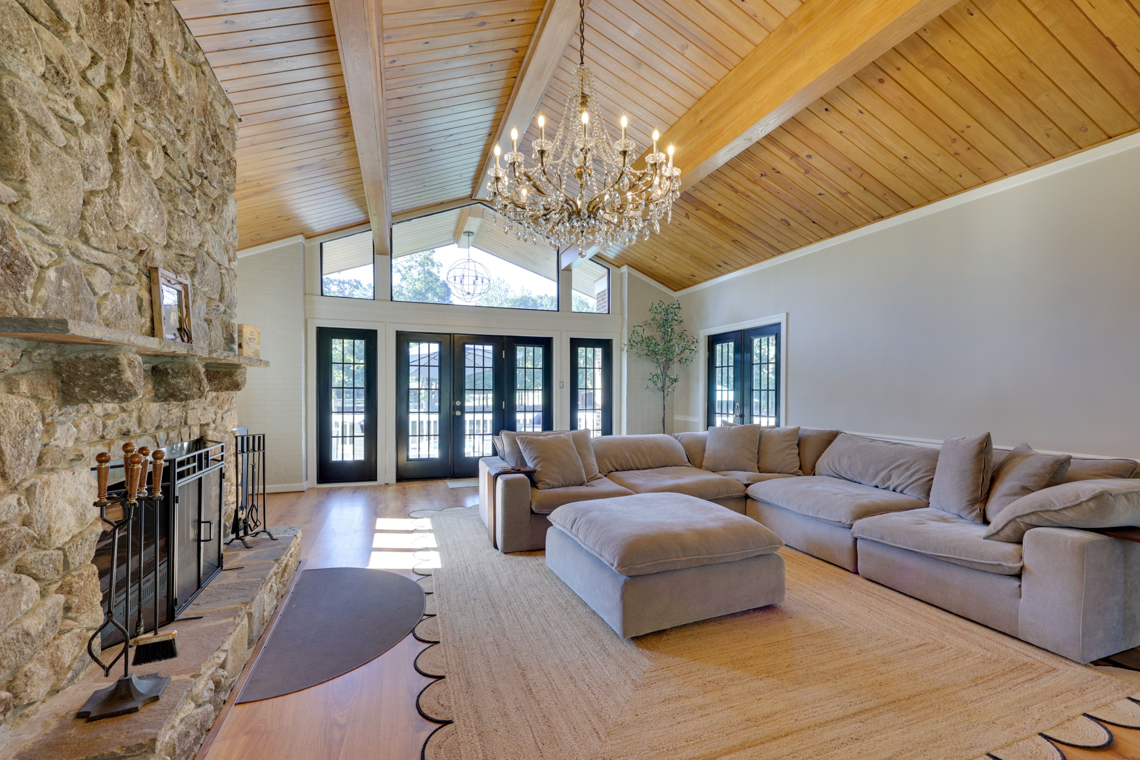 Living Room | Full Sleeper Sofa