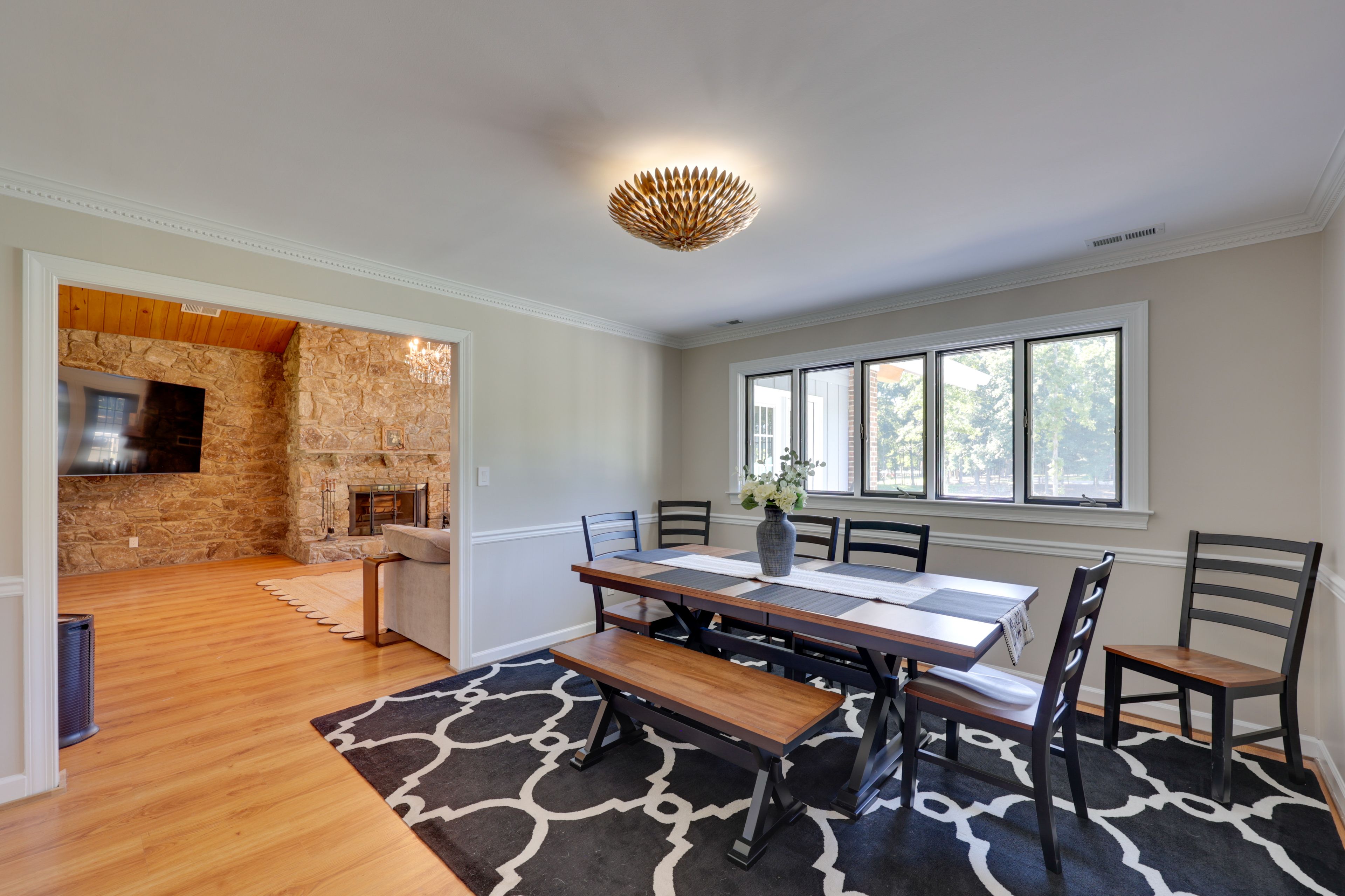 Dining Area | Dishware & Flatware