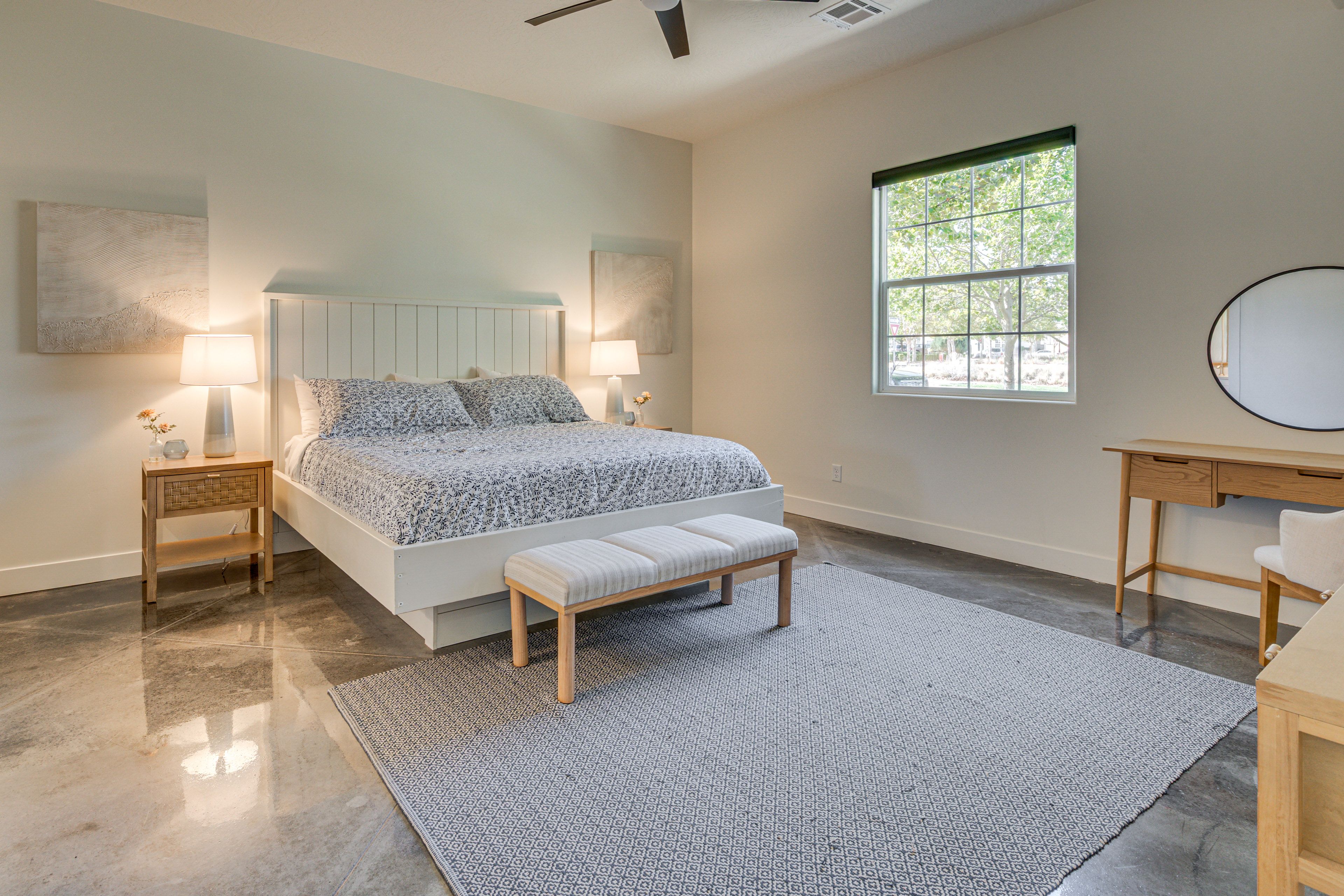 Bedroom 1 | King Bed | 1st Floor