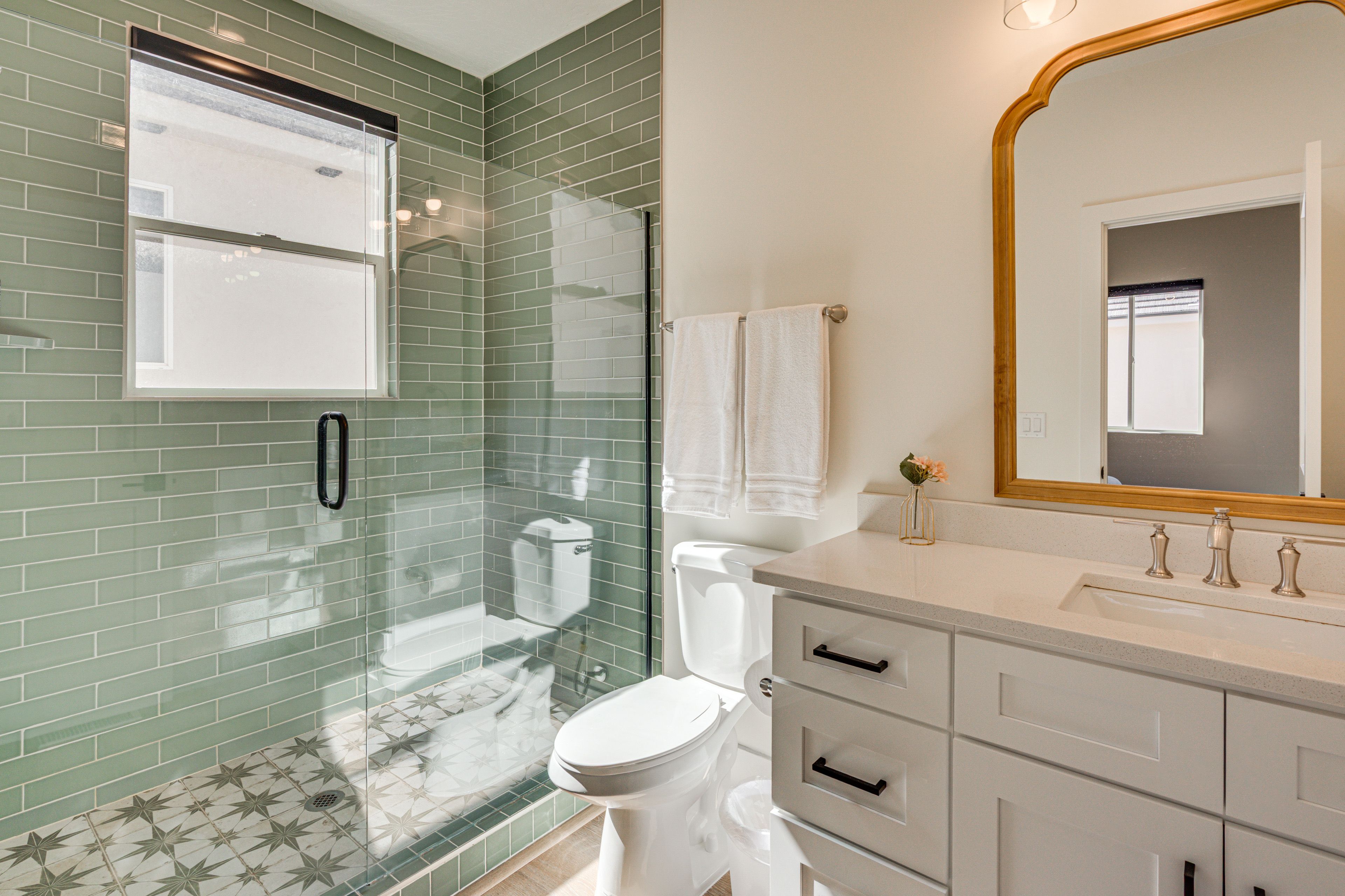 En-Suite Bathroom | 2nd Floor
