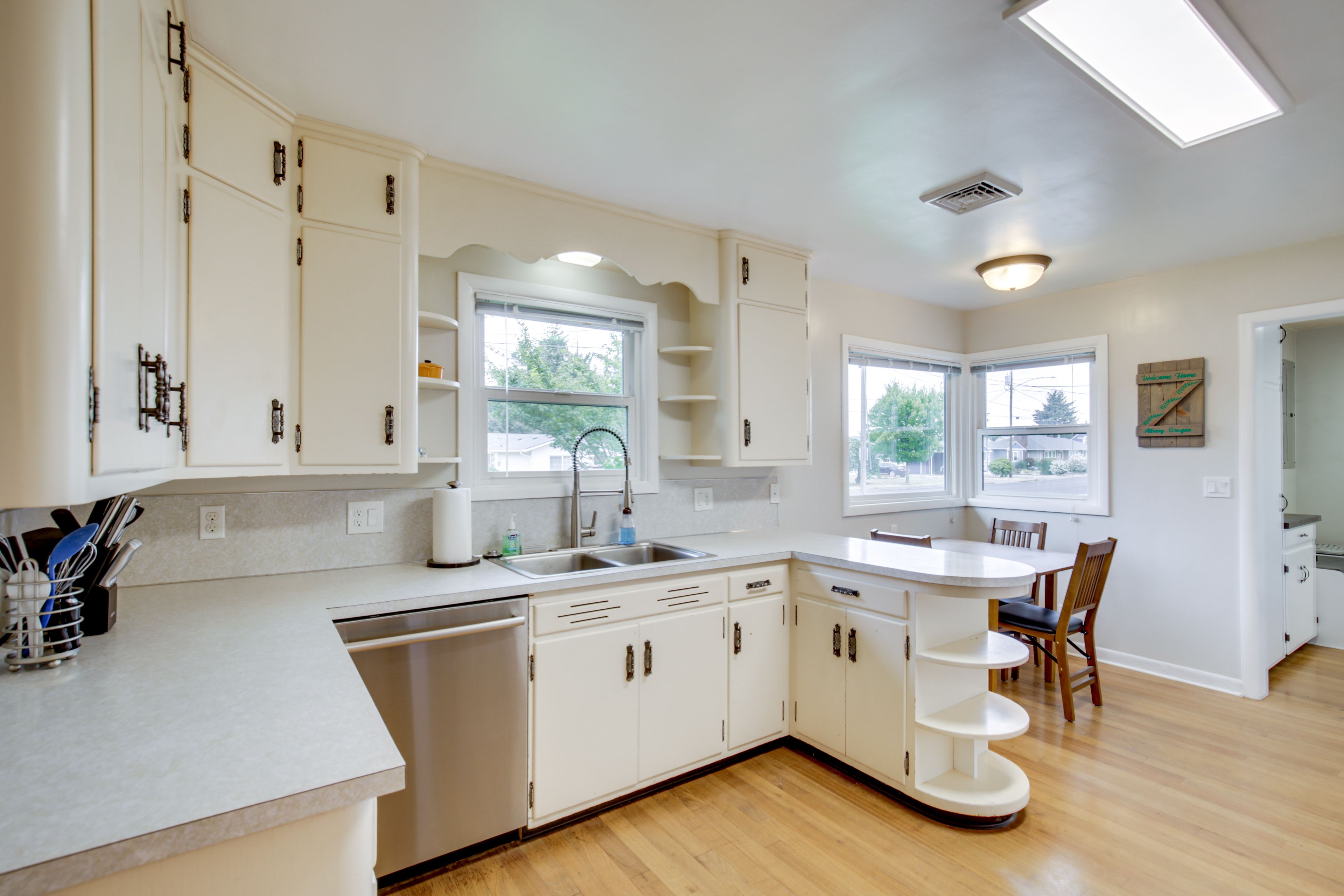 Kitchen | Cooking Basics | Keurig Coffee Maker | Toaster Oven