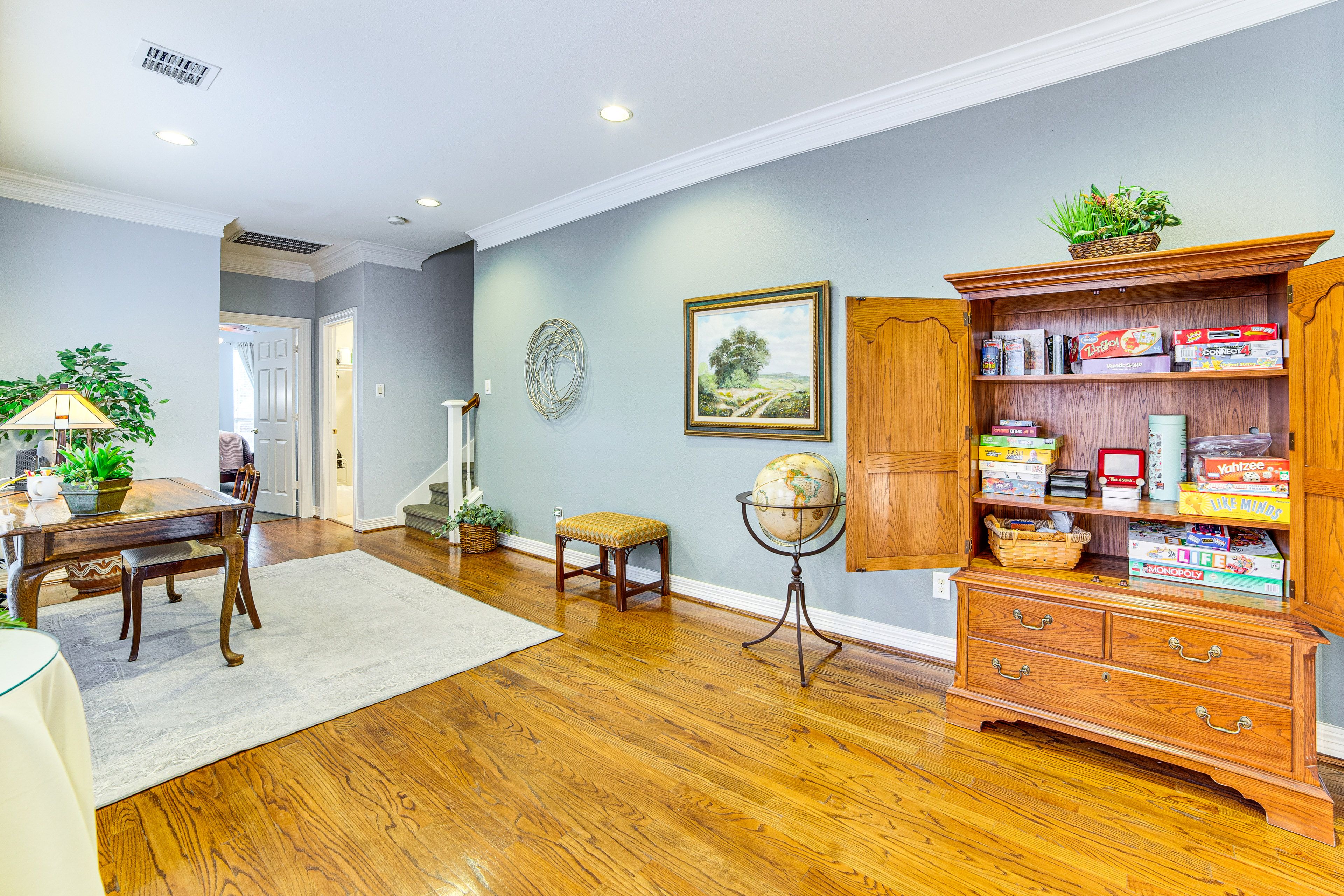 Loft | Board Games | Desk | 2nd Floor