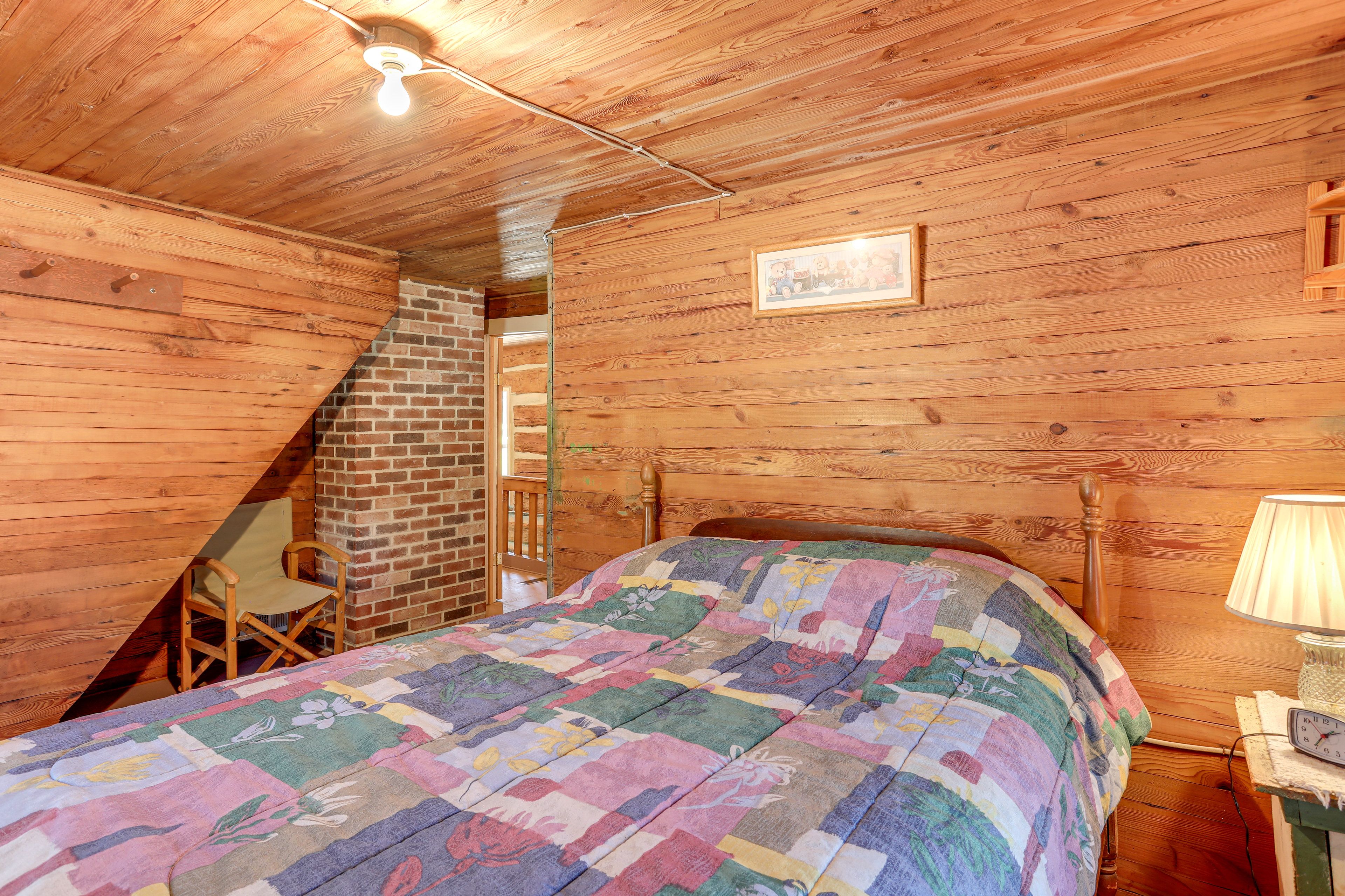 Bedroom 2 | Full Bed | 2nd Floor