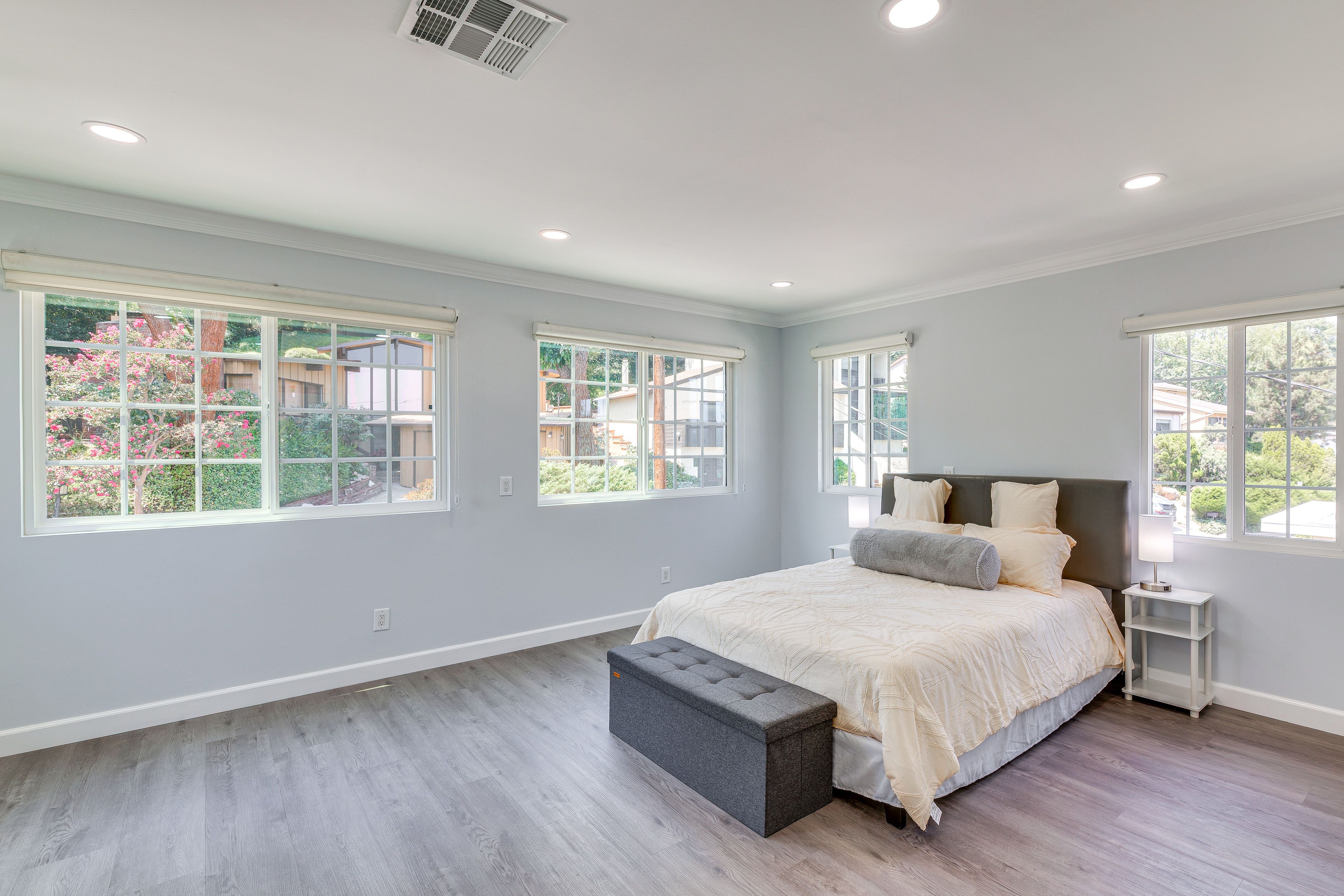 Bedroom 2 | 2nd Floor | Queen Bed