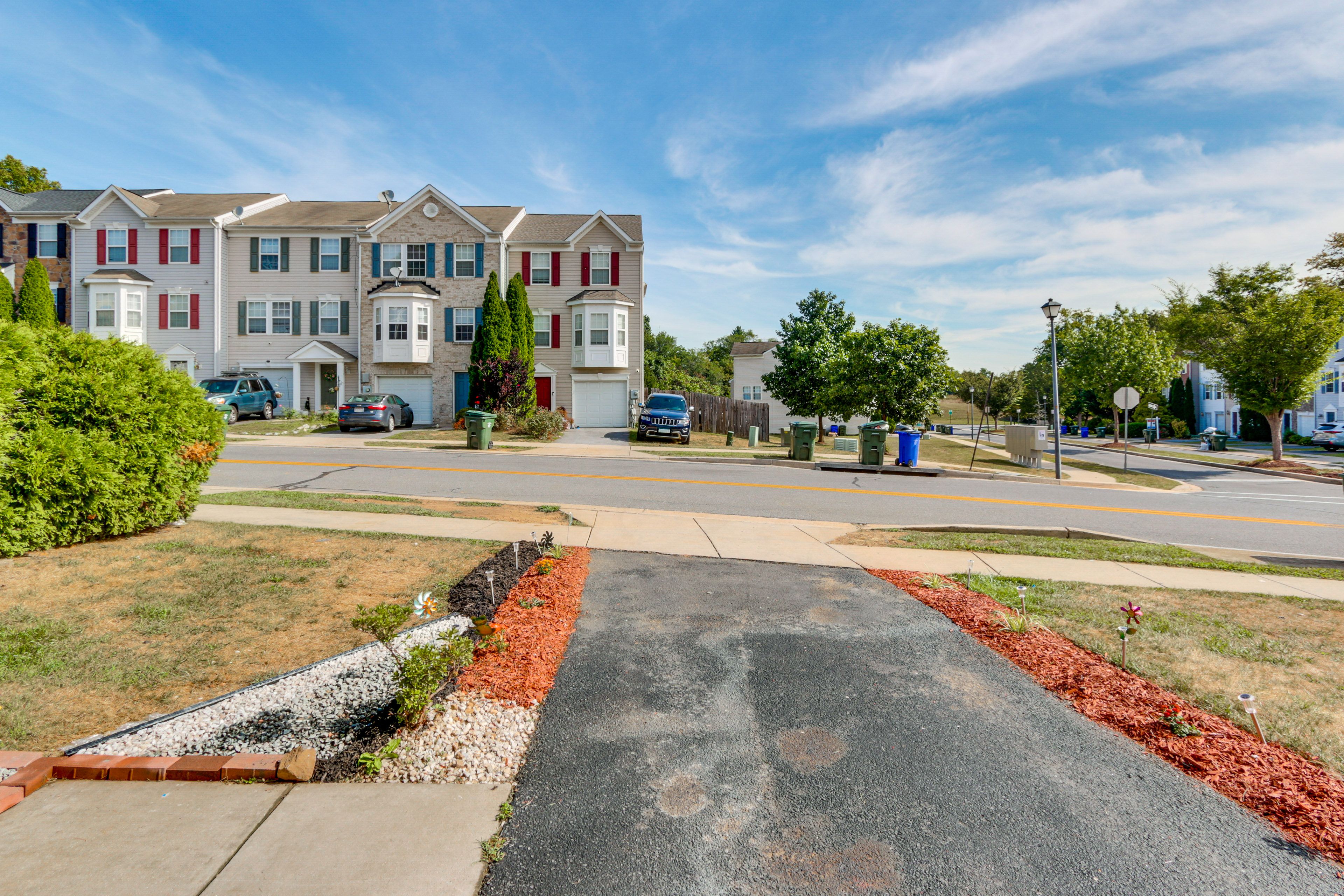 Parking | Shared Driveway (1 Vehicle)