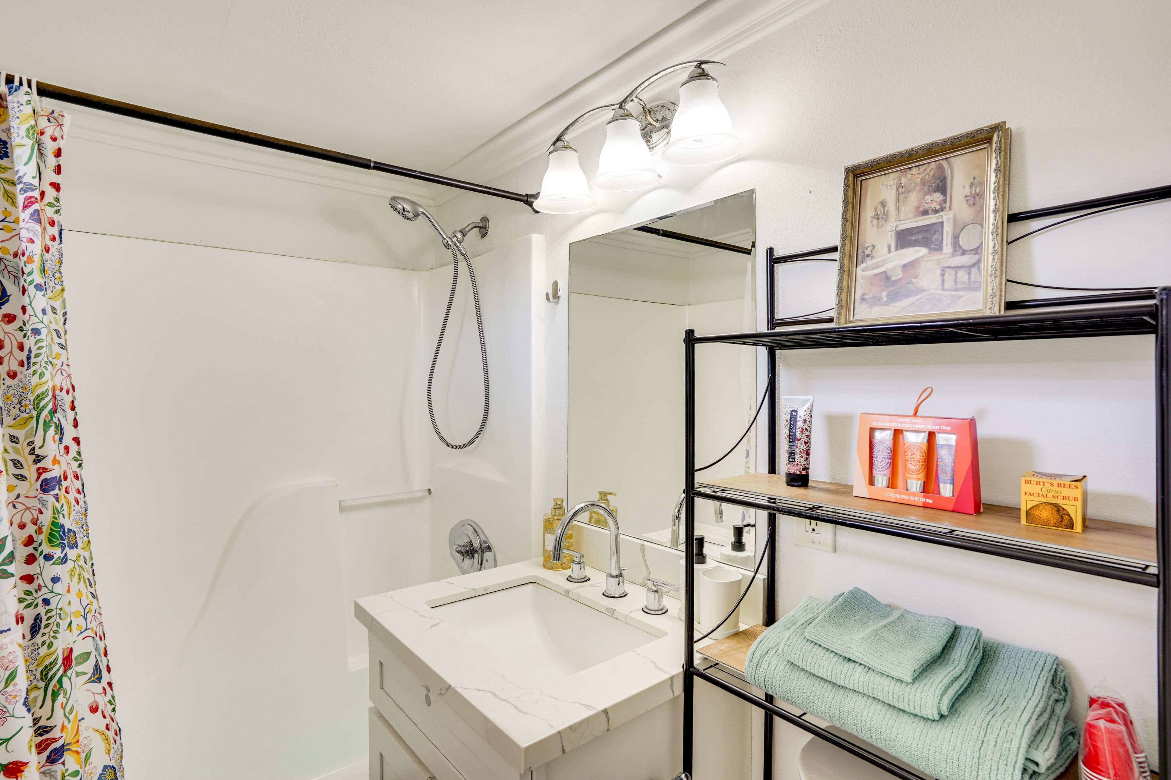 Bathroom | Towels Provided