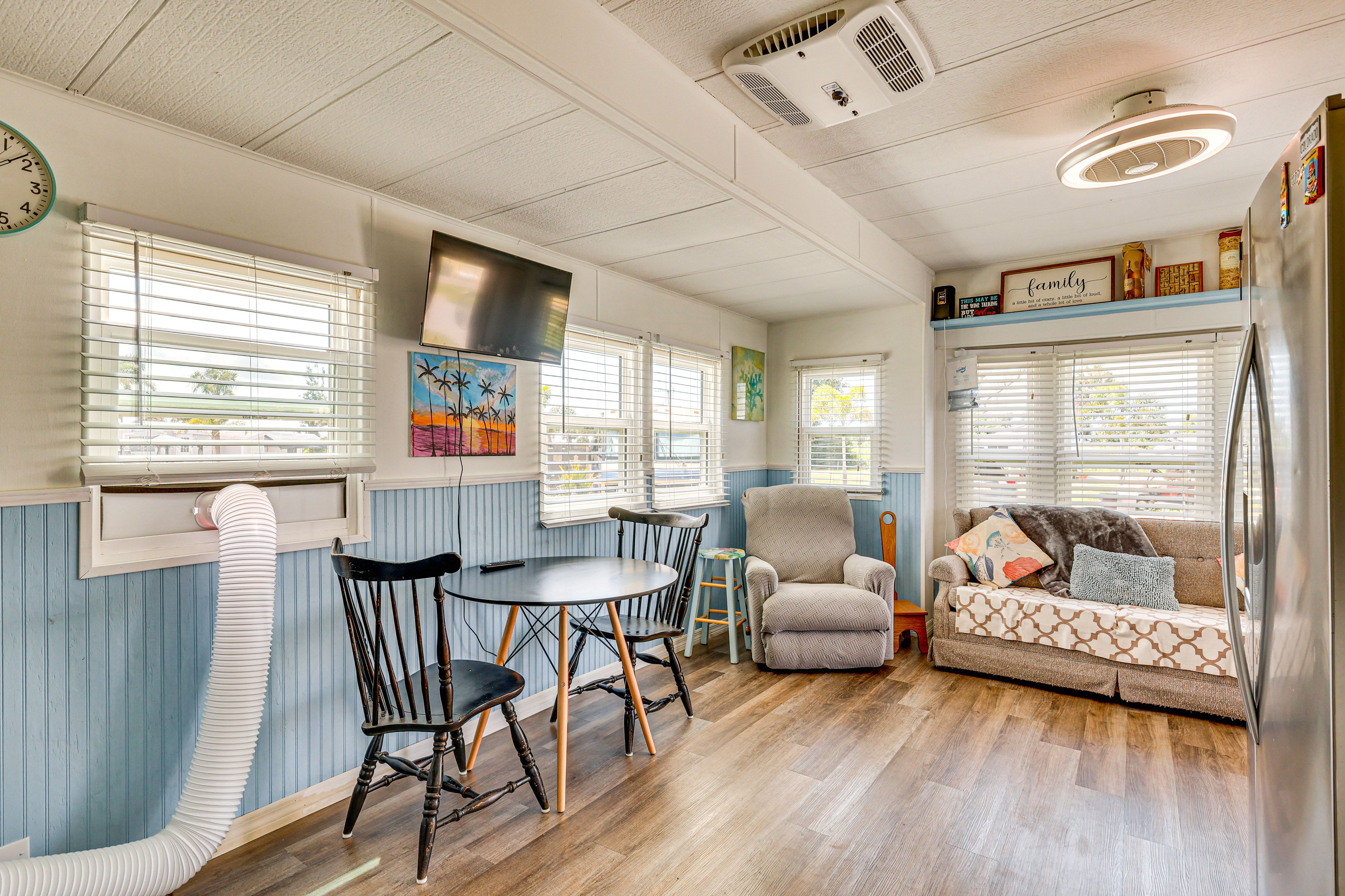 Living & Dining Area