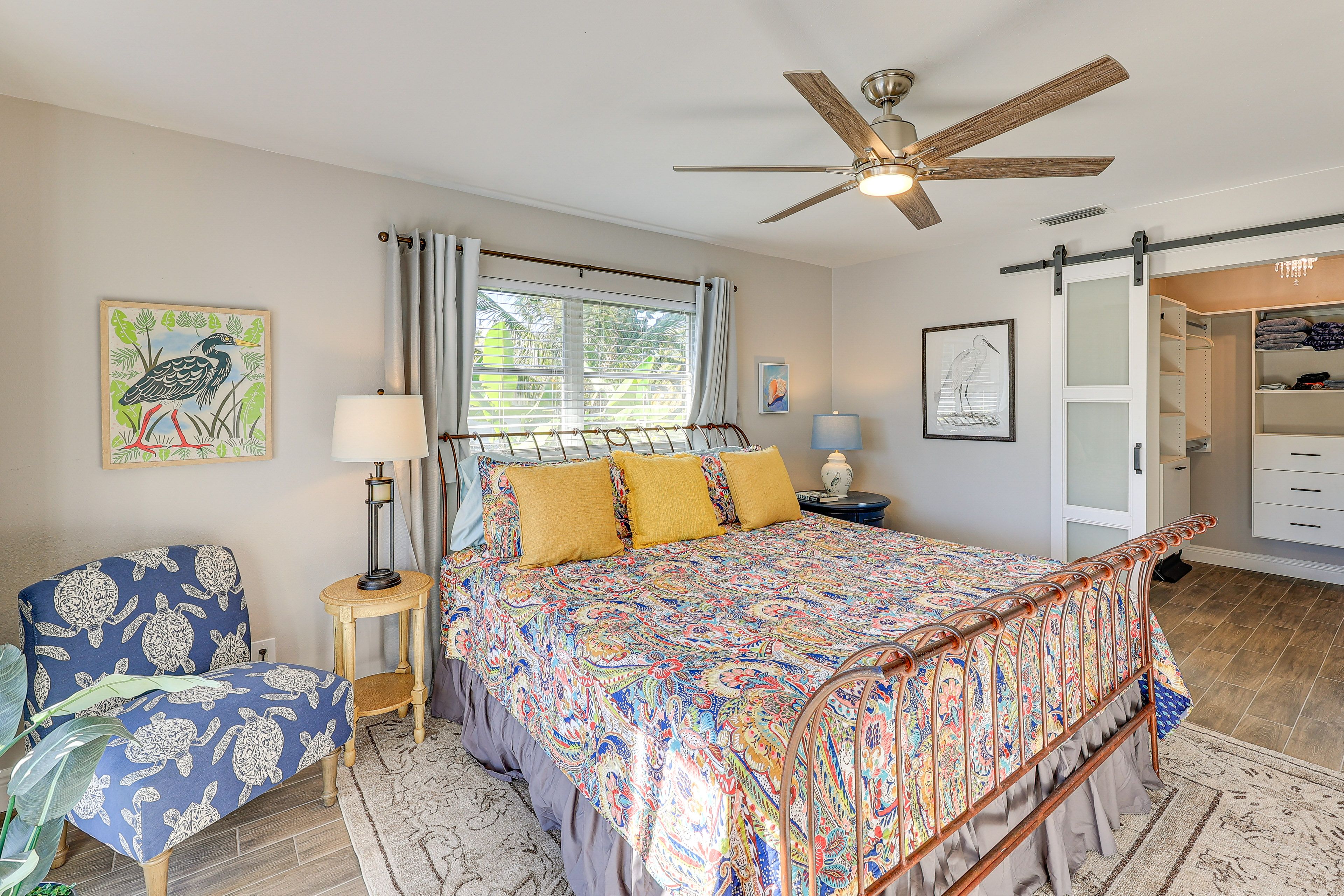 Bedroom 1 | King Bed