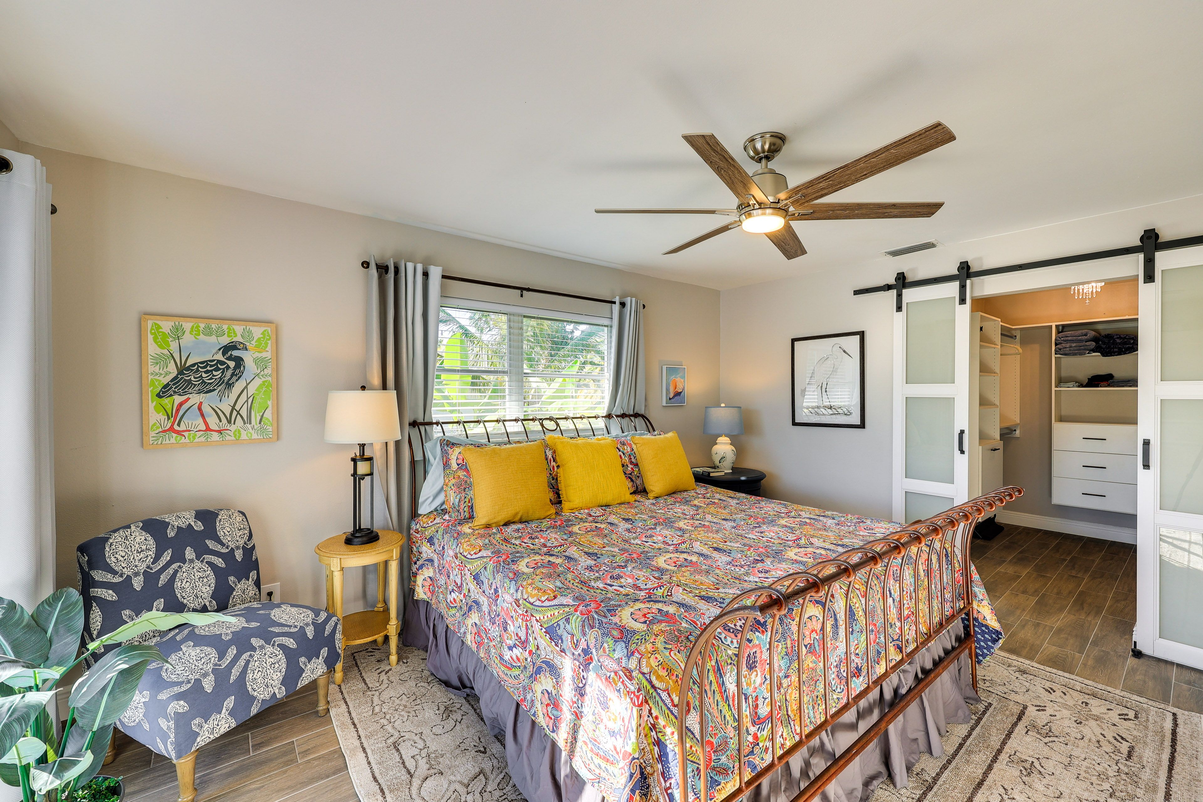 Bedroom 1 | King Bed