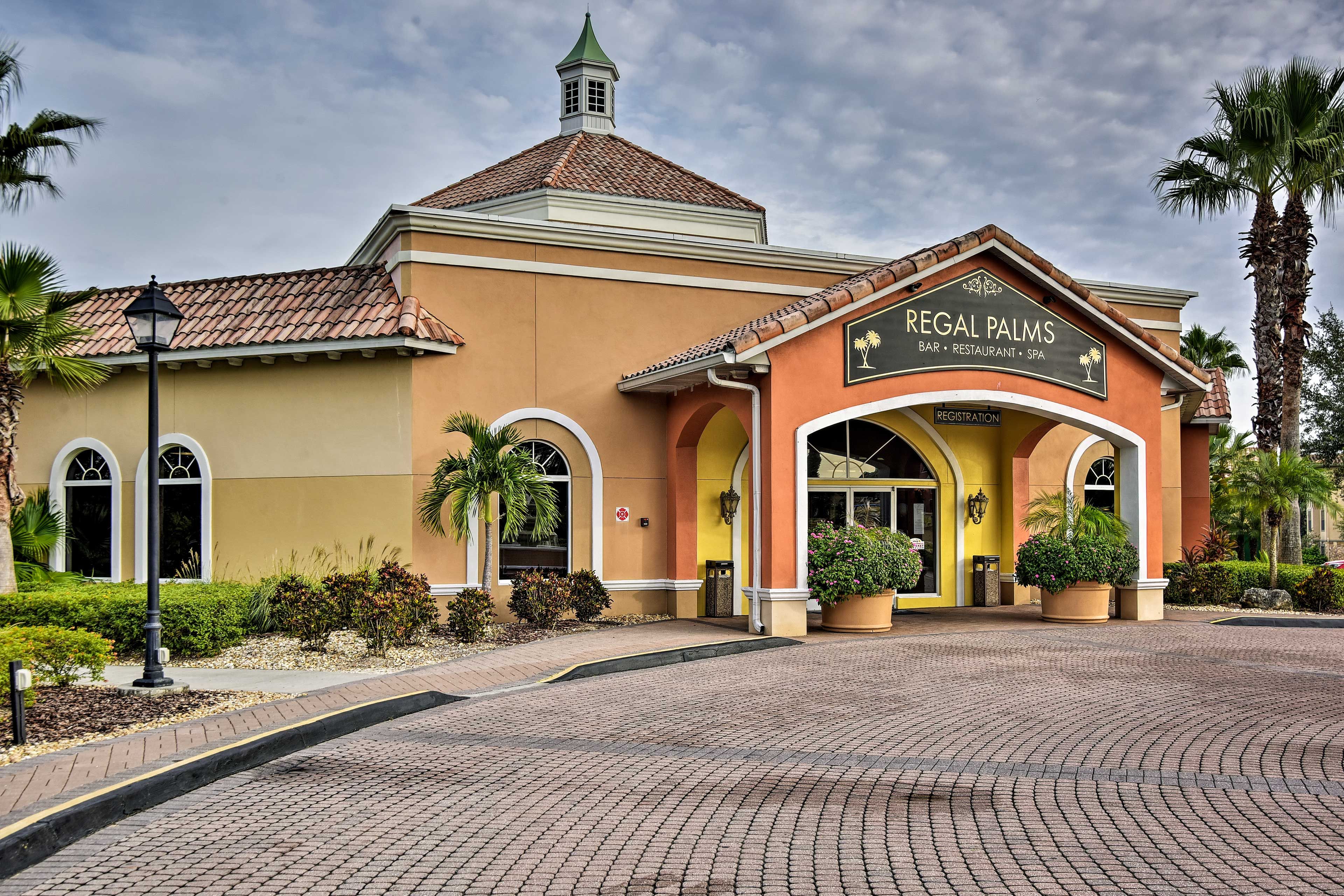 Regal Palms Resort and Spa | Community Amenities