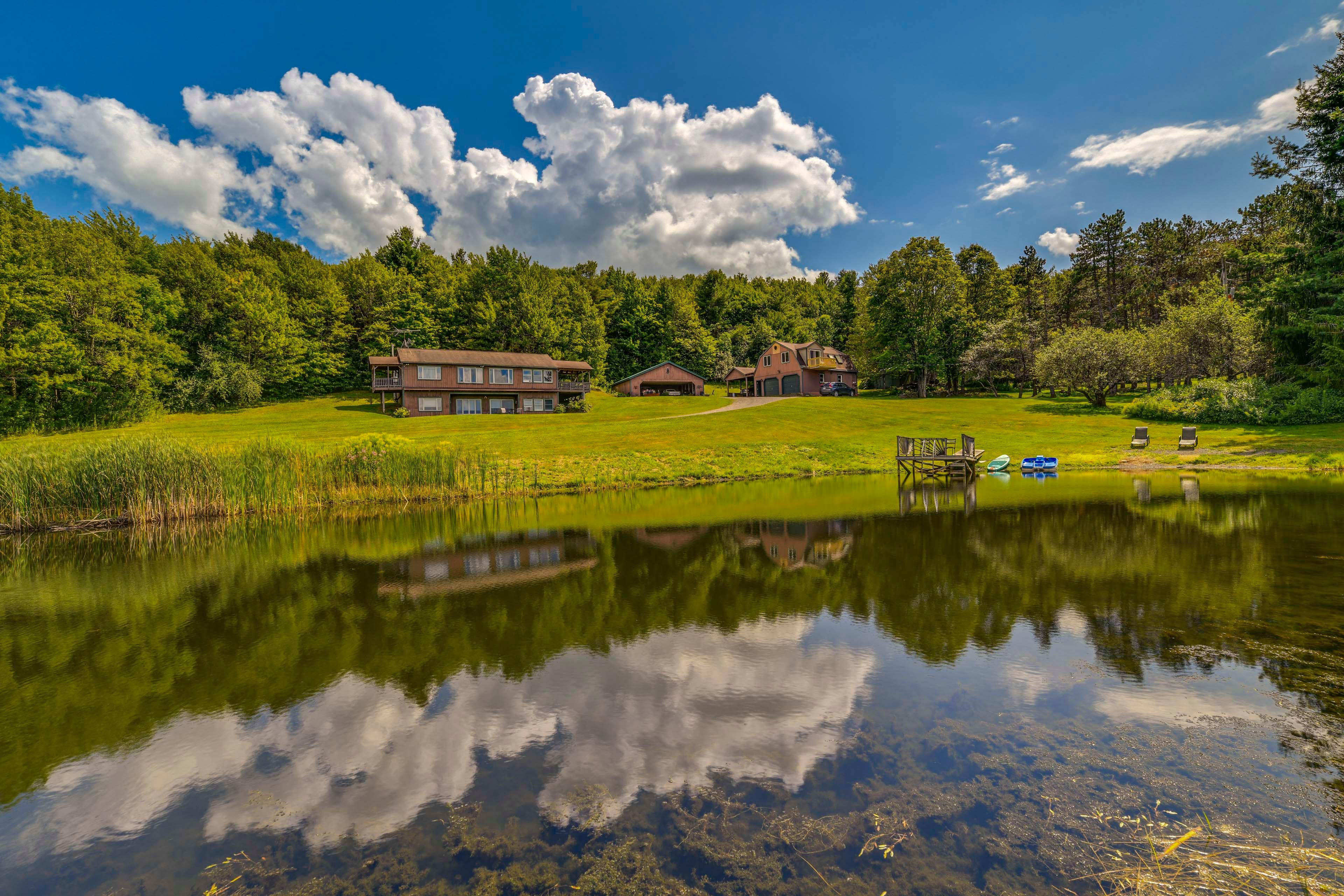 Jefferson Vacation Rental | 3BR | 2BA | Steps to Enter | 832 Sq Ft