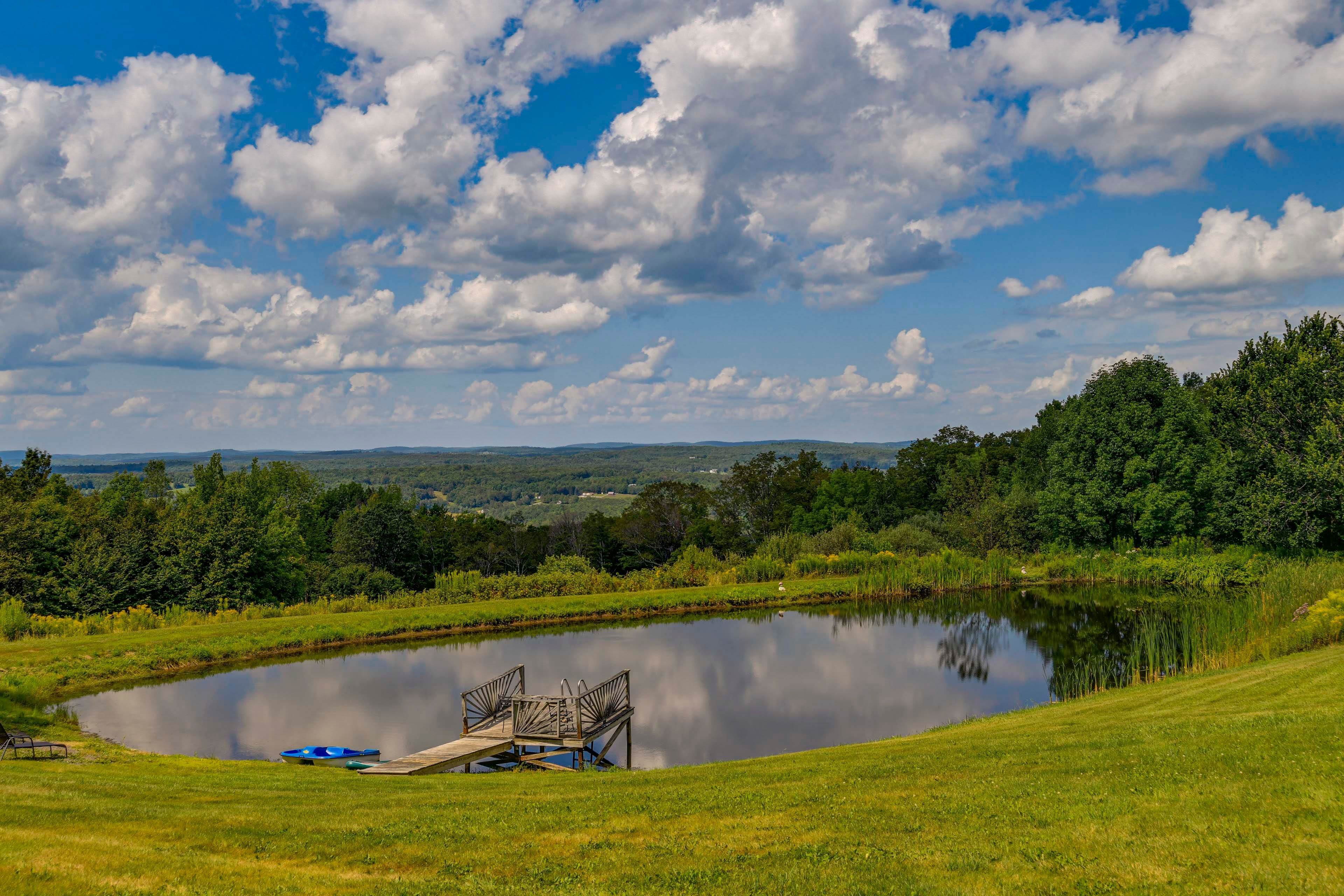House Exterior | Mountain Views