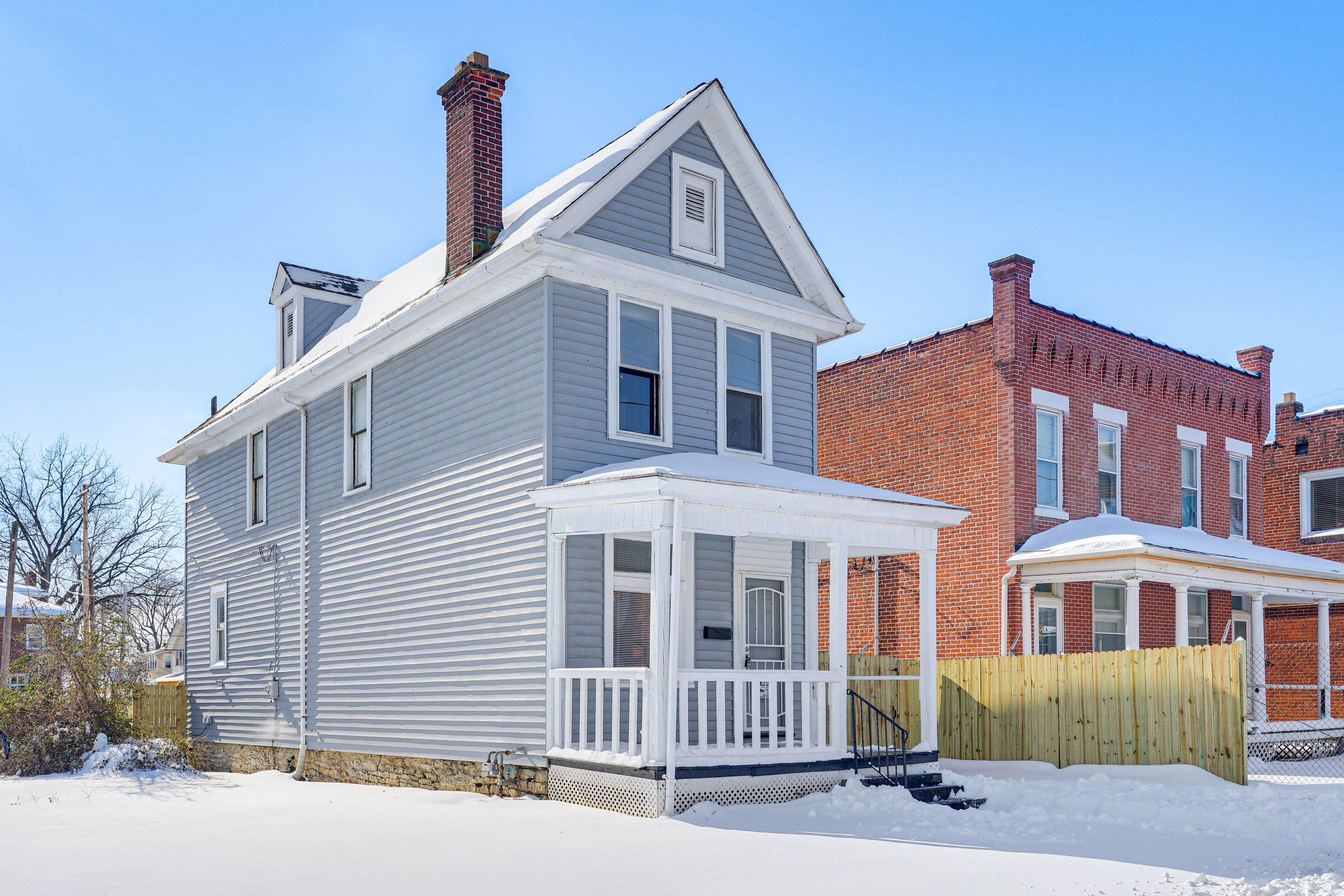Parking | Driveway (2 Vehicles)