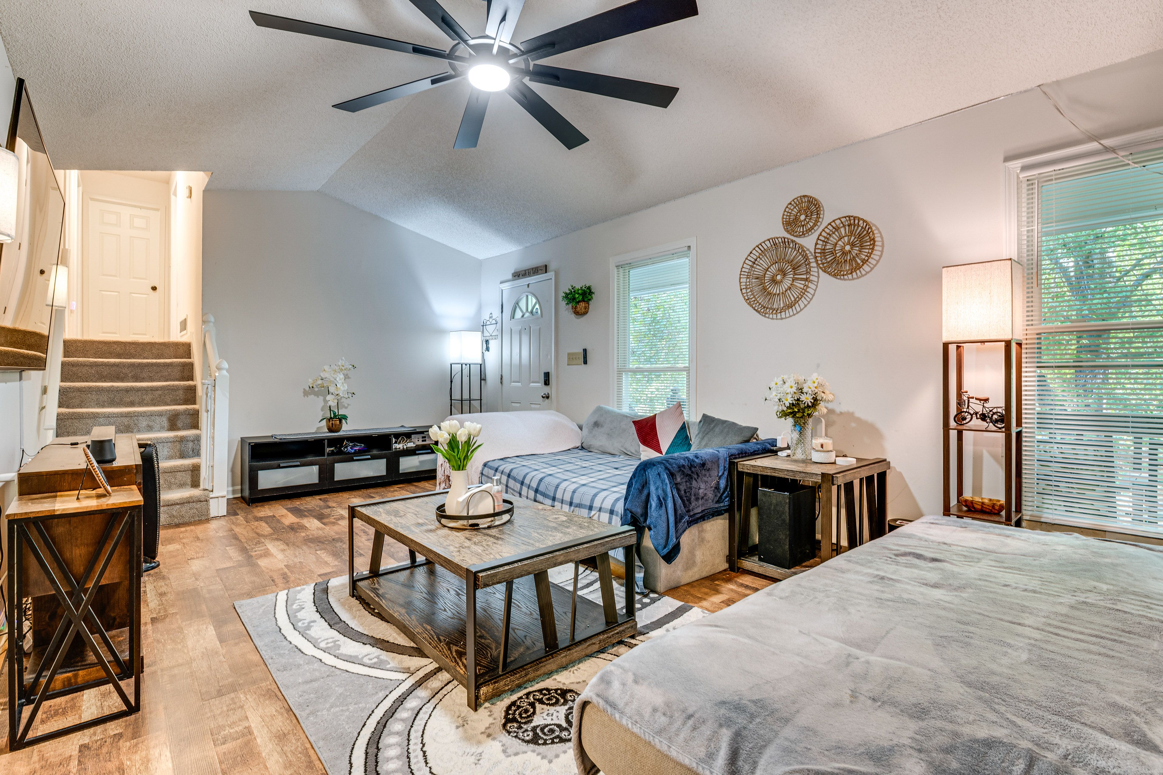 Living Room | 1st Floor | Flat-Screen TV | Guitar | Laptop-Friendly Workspace