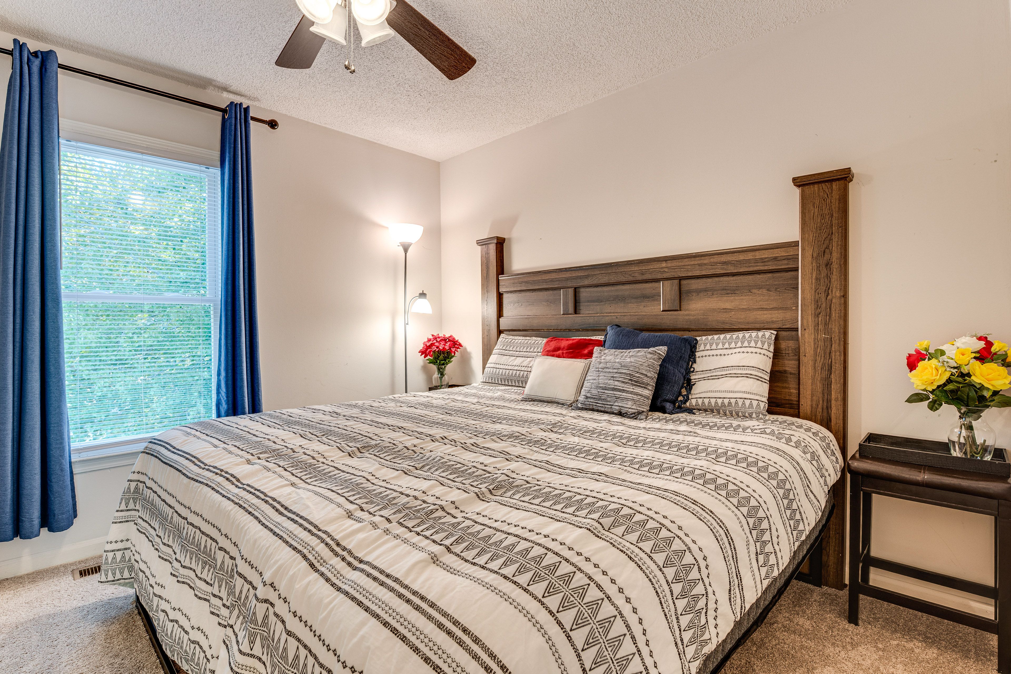 Bedroom 2 | 2nd Floor | Queen Bed