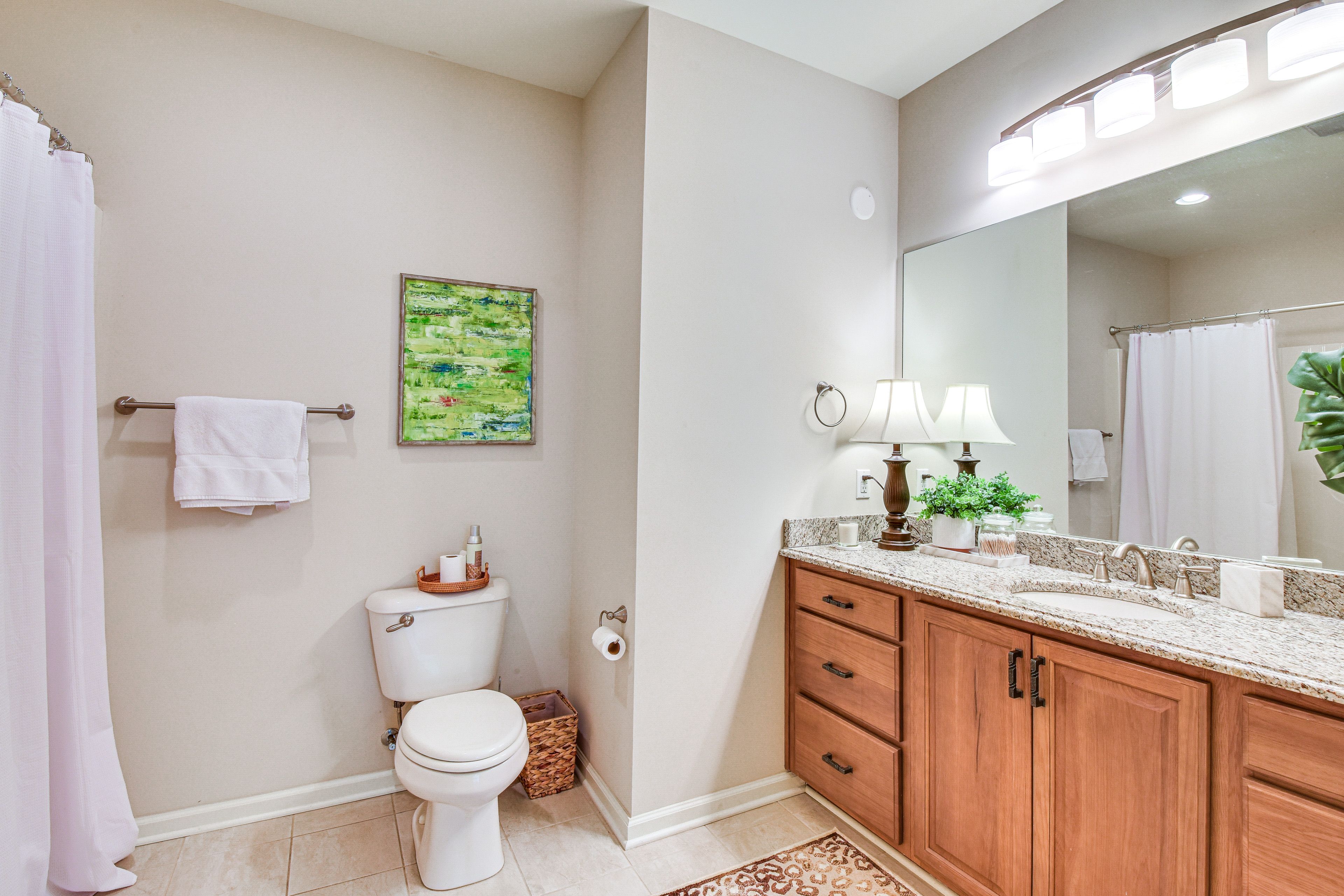 Bathroom | Towels Provided | Main Floor