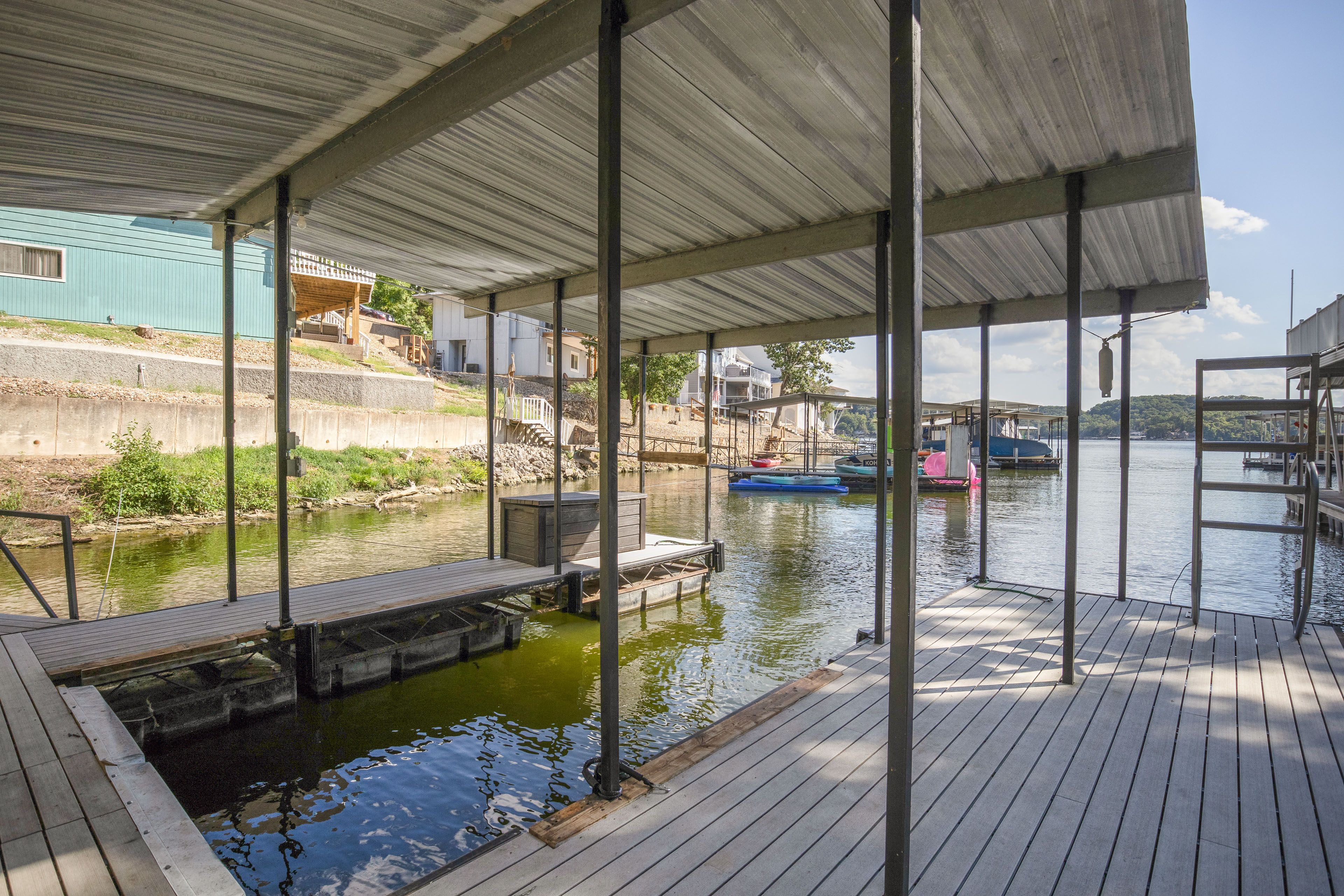 Private Dock | Lake Access