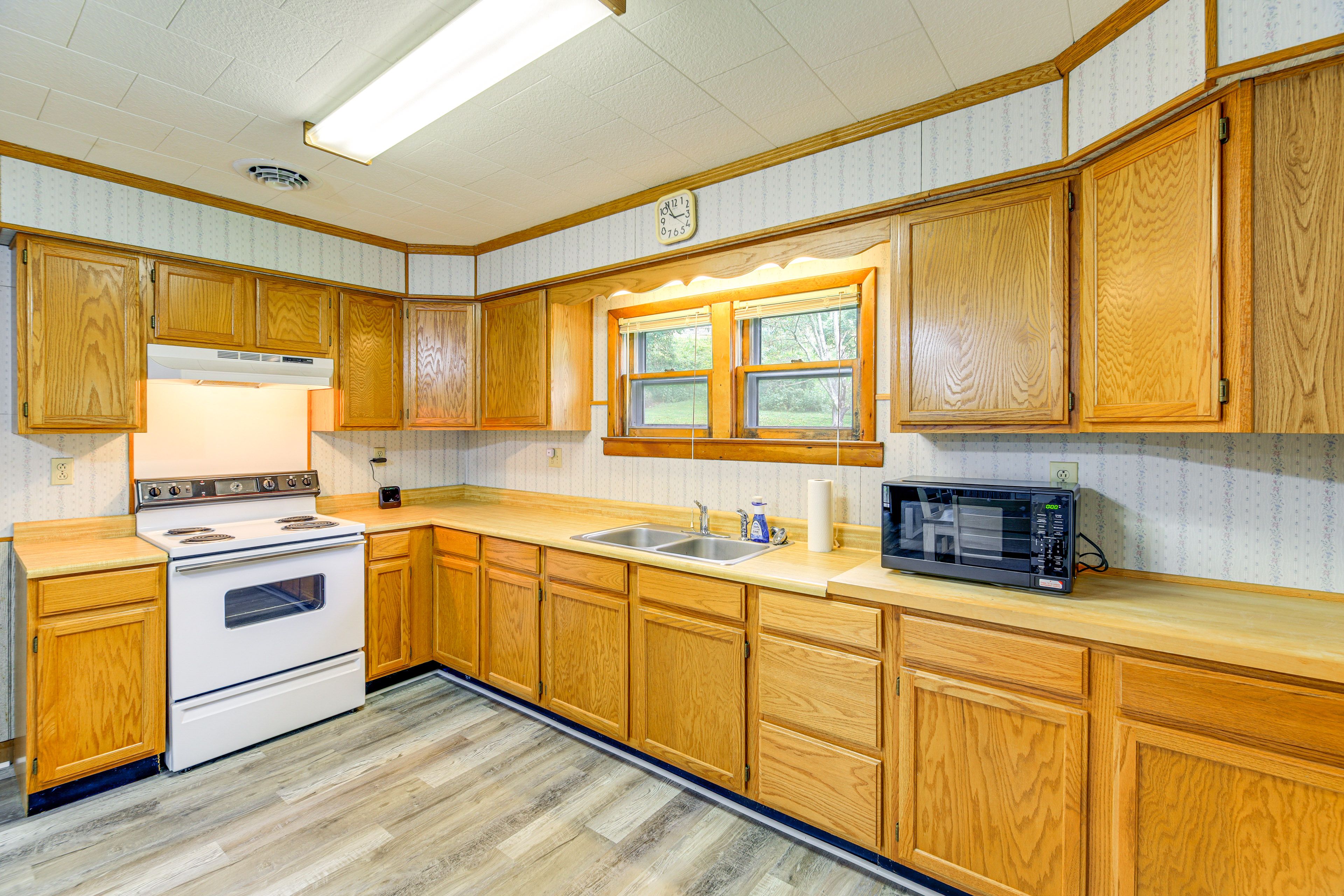 Kitchen | Drip Coffee Maker