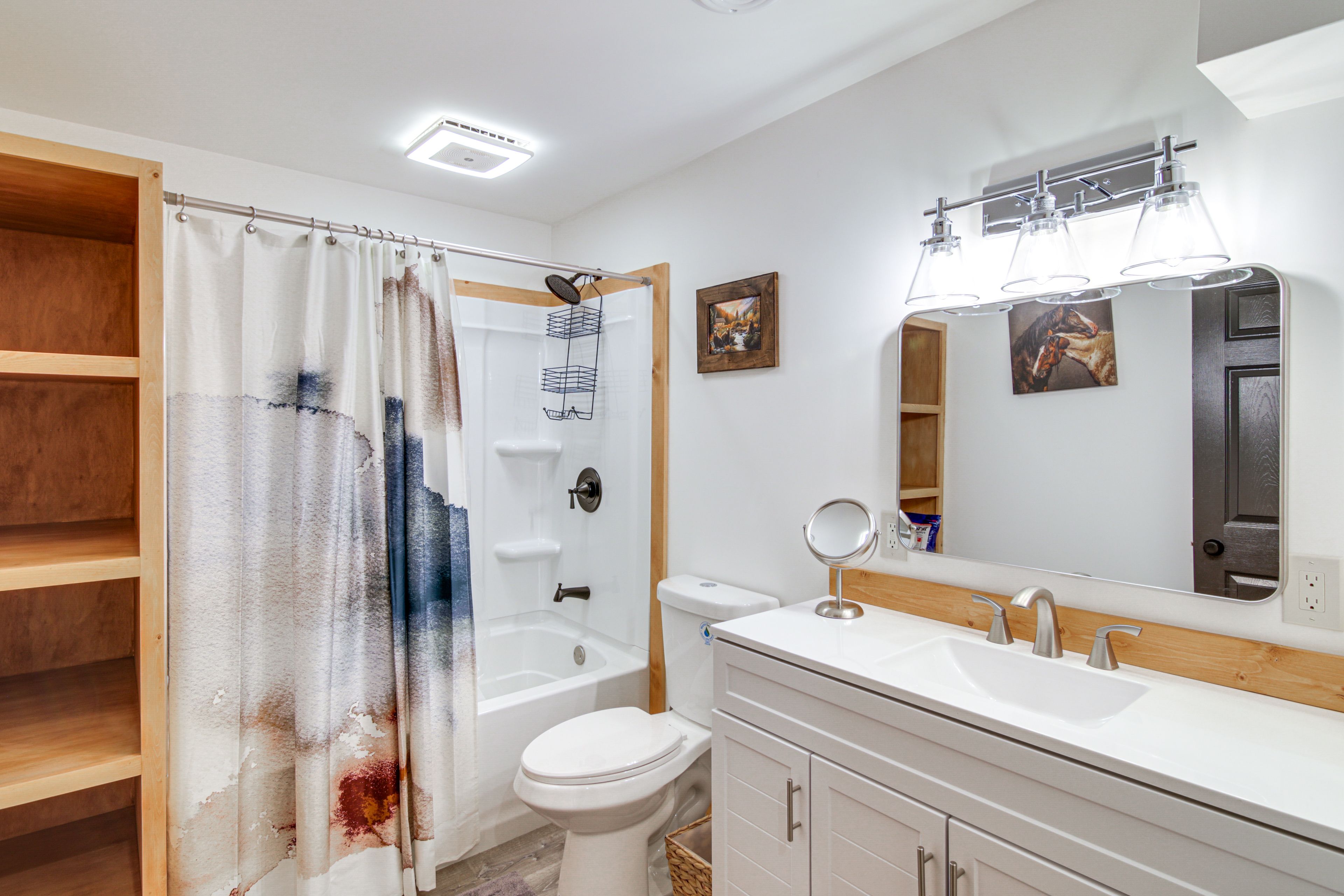 Bathroom | Towels Provided