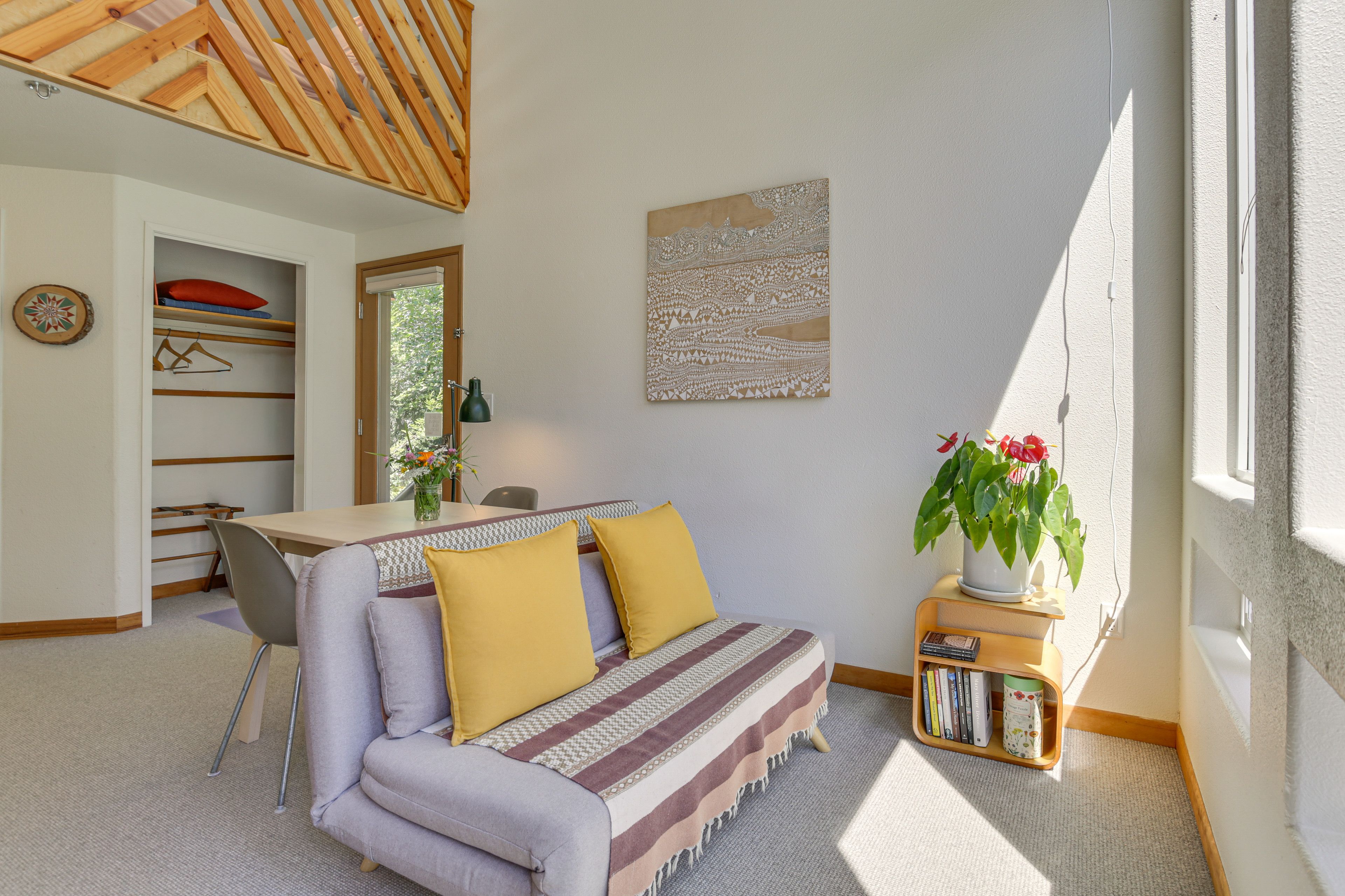 Living Area | Sleeper Sofa | 1st Floor | Free WiFi