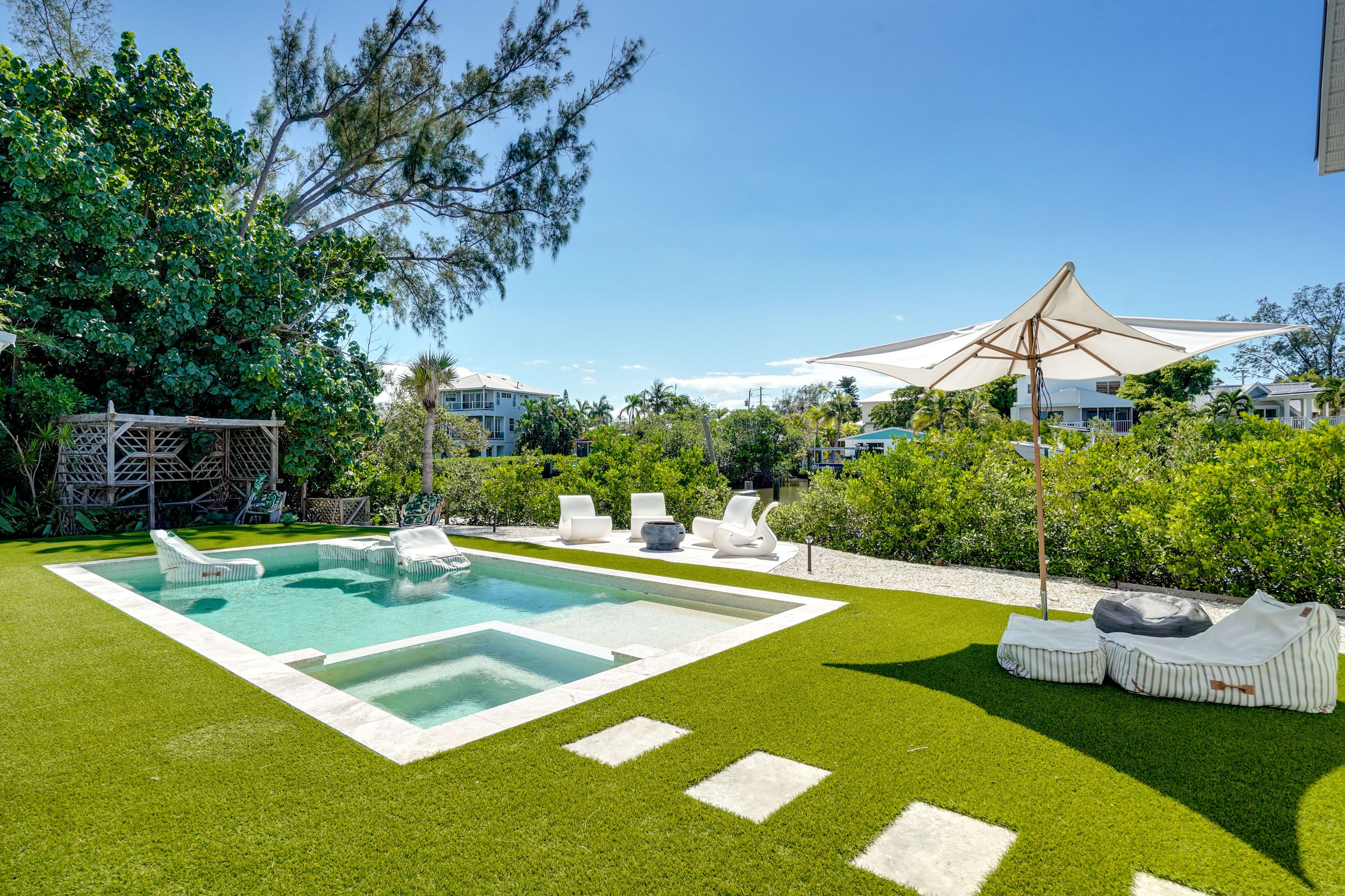 Private Pool & Hot Tub | Canal Views