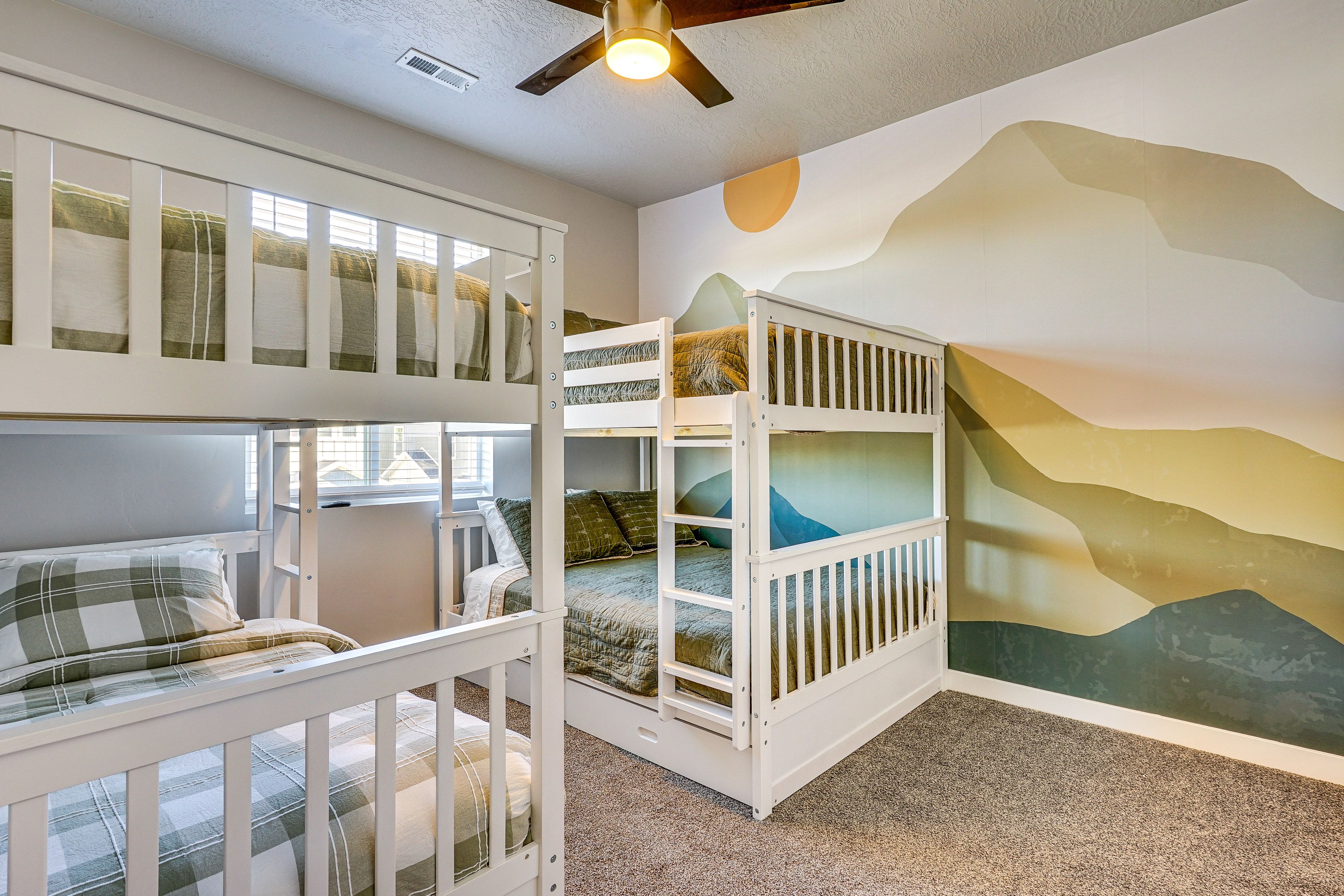 Bedroom 2 | Full Bunk Bed | Twin Bunk Bed | 2nd Floor
