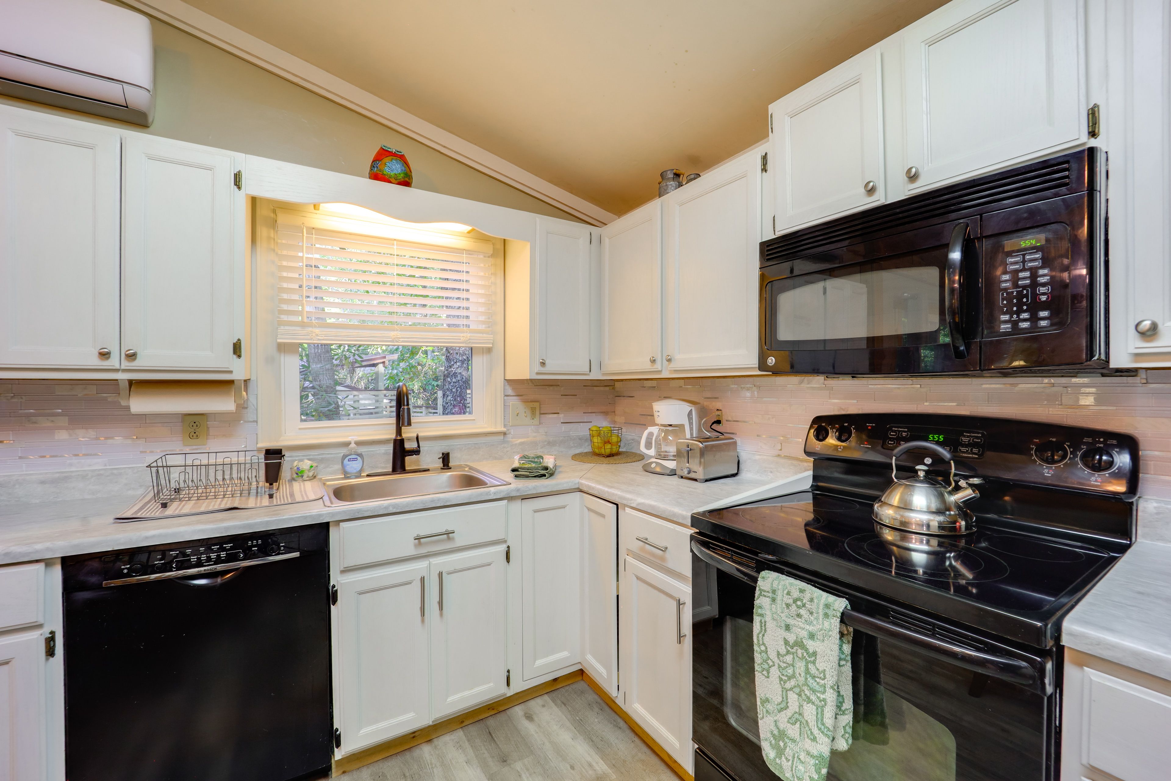 Kitchen | Cooking Basics | Refrigerator | Drip Coffee Maker | Toaster