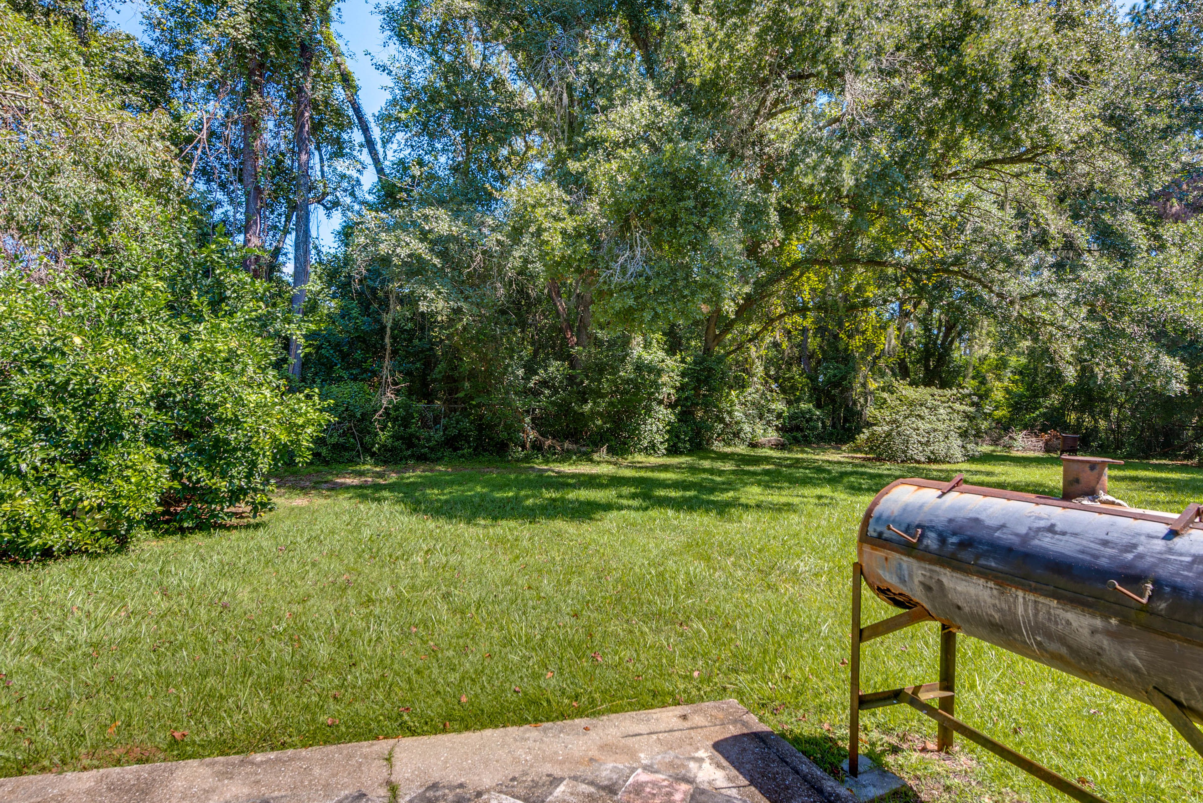 Patio | Smoker