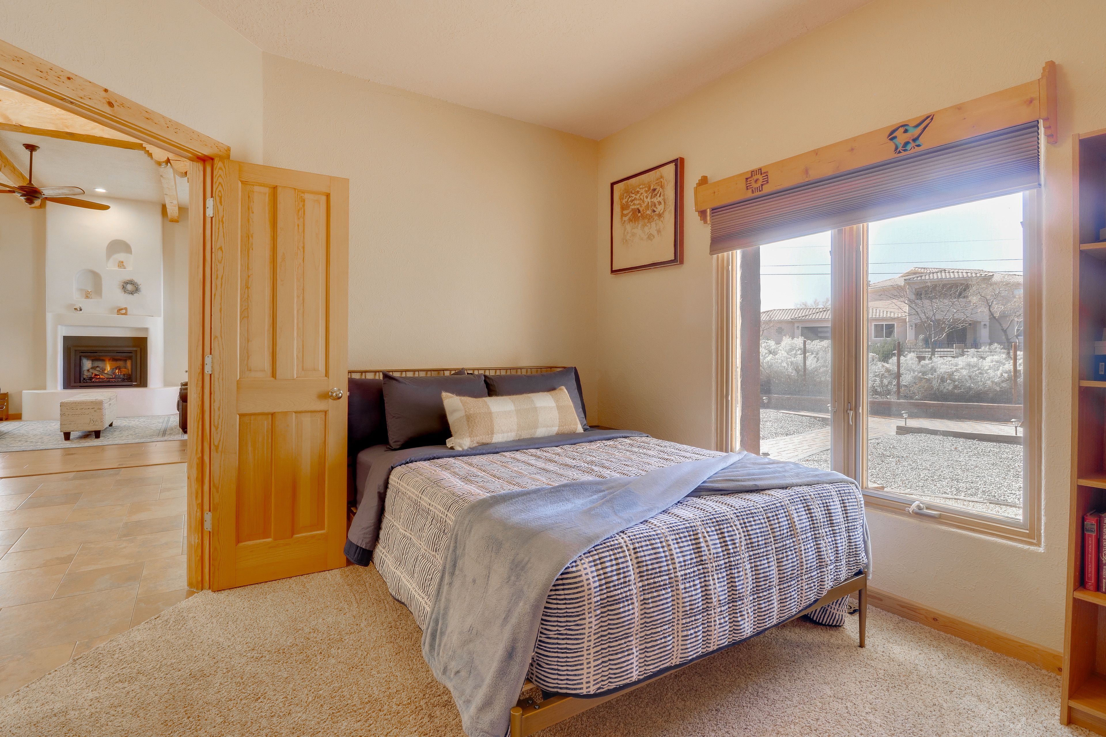 Bedroom 4 | Queen Bed | 1st Floor