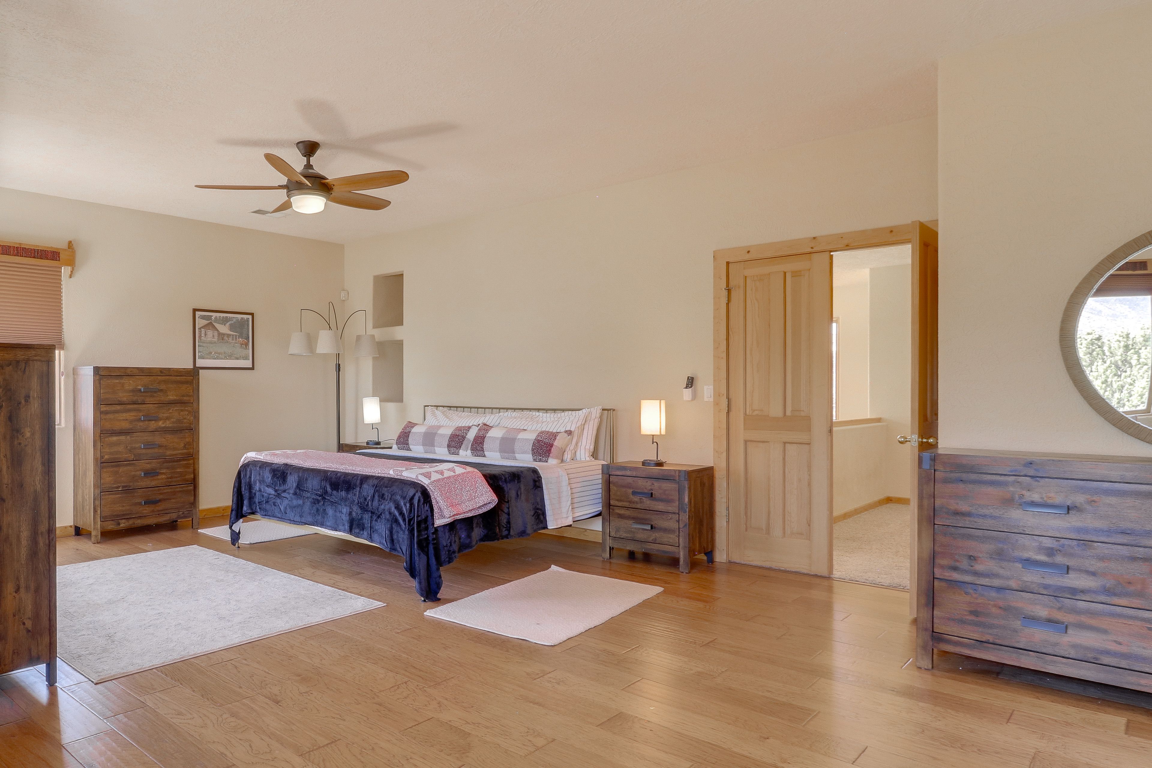 Bedroom 1 | King Bed | 2nd Floor