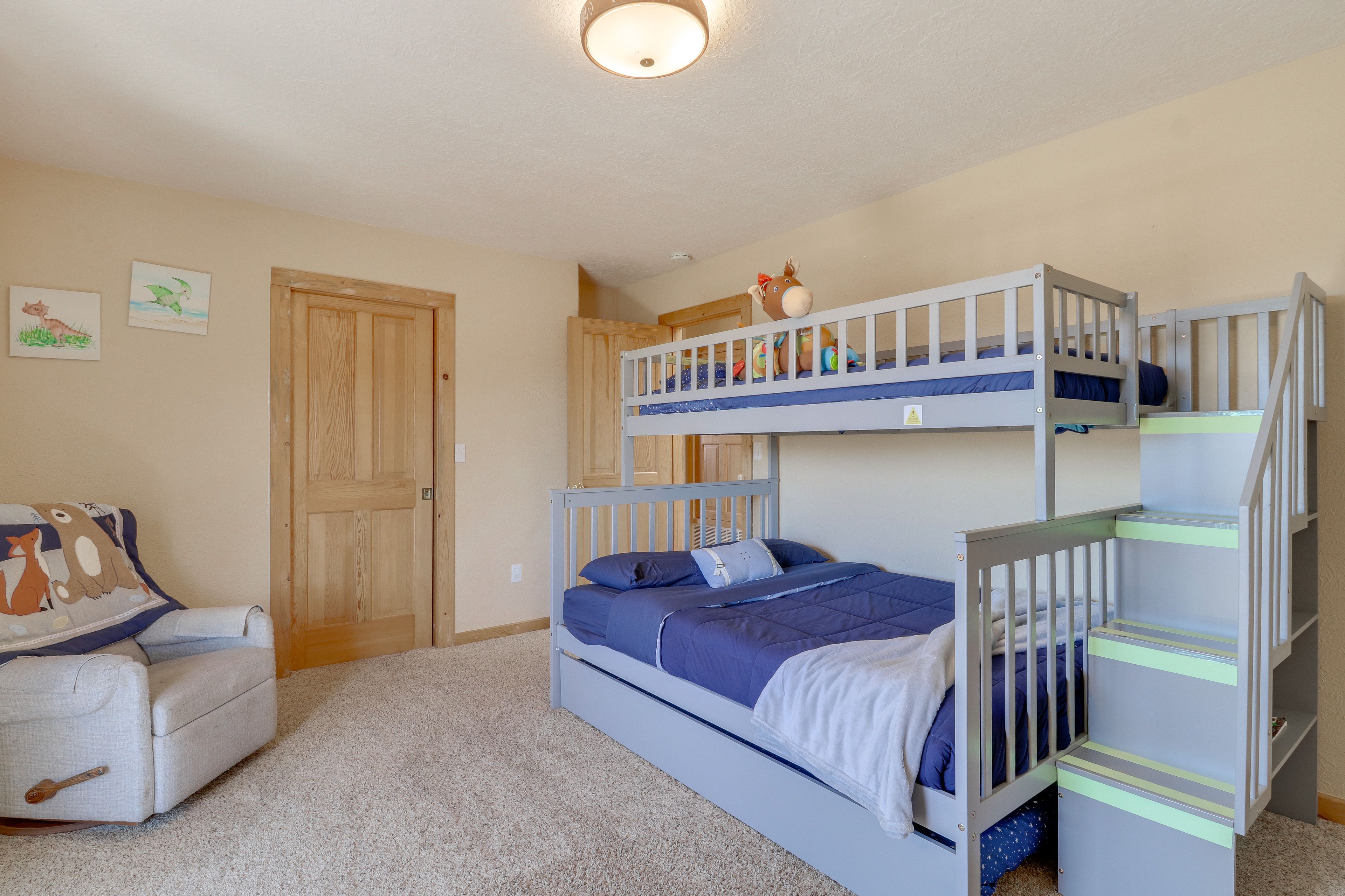 Bedroom 3 | Twin/Full Bunk Bed | 2nd Floor