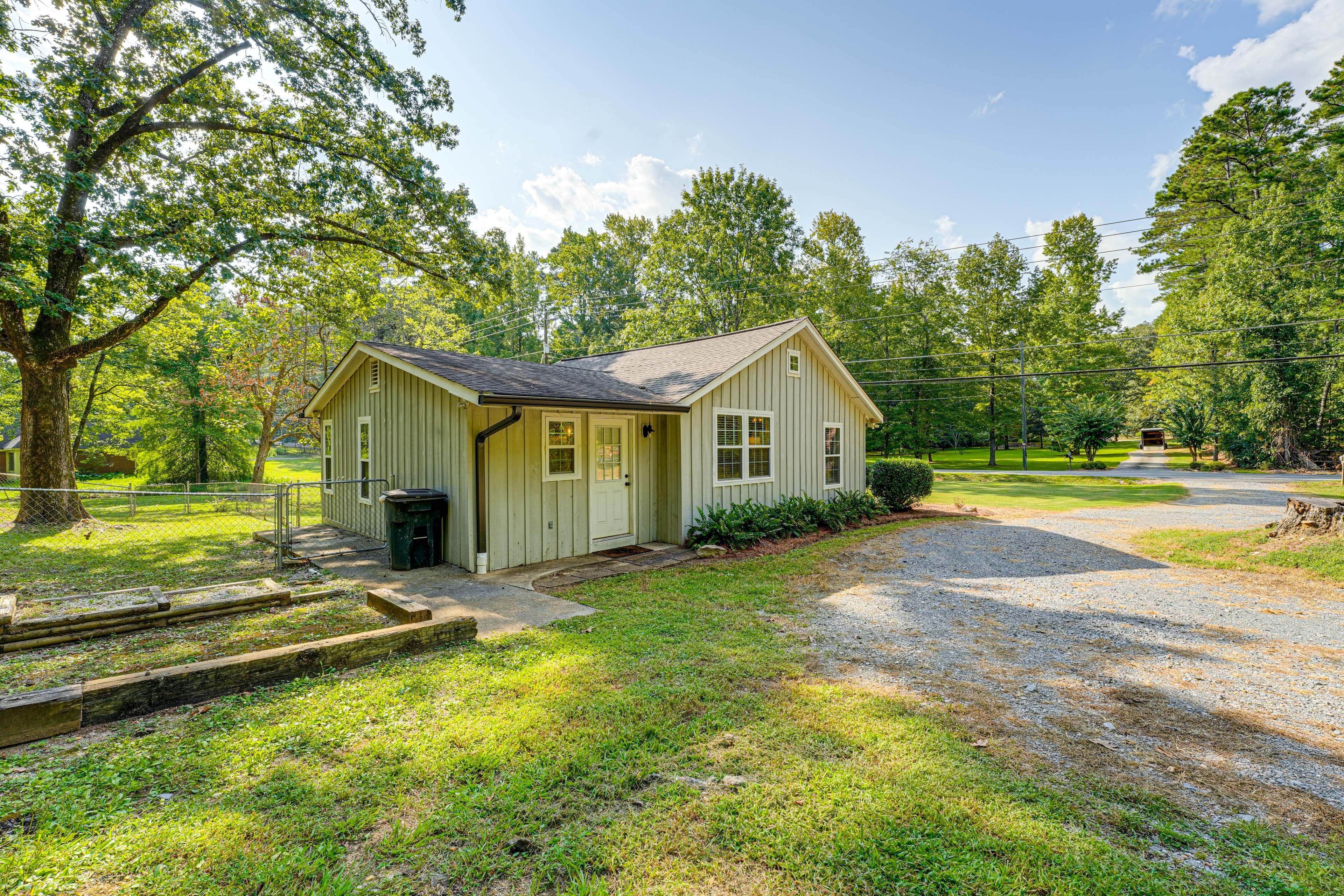 Parking | Driveway (3 Vehicles)