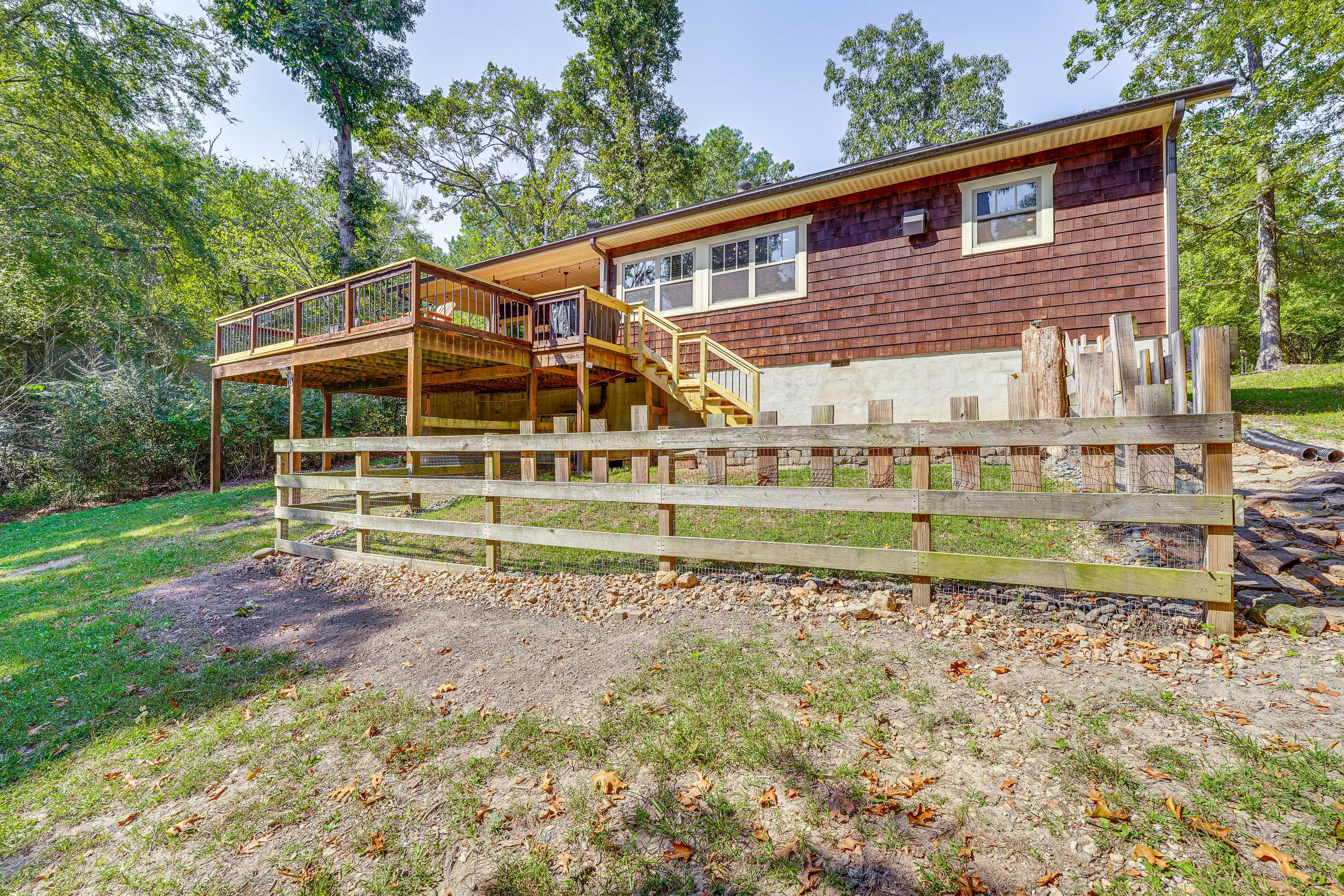 Fenced Yard Space