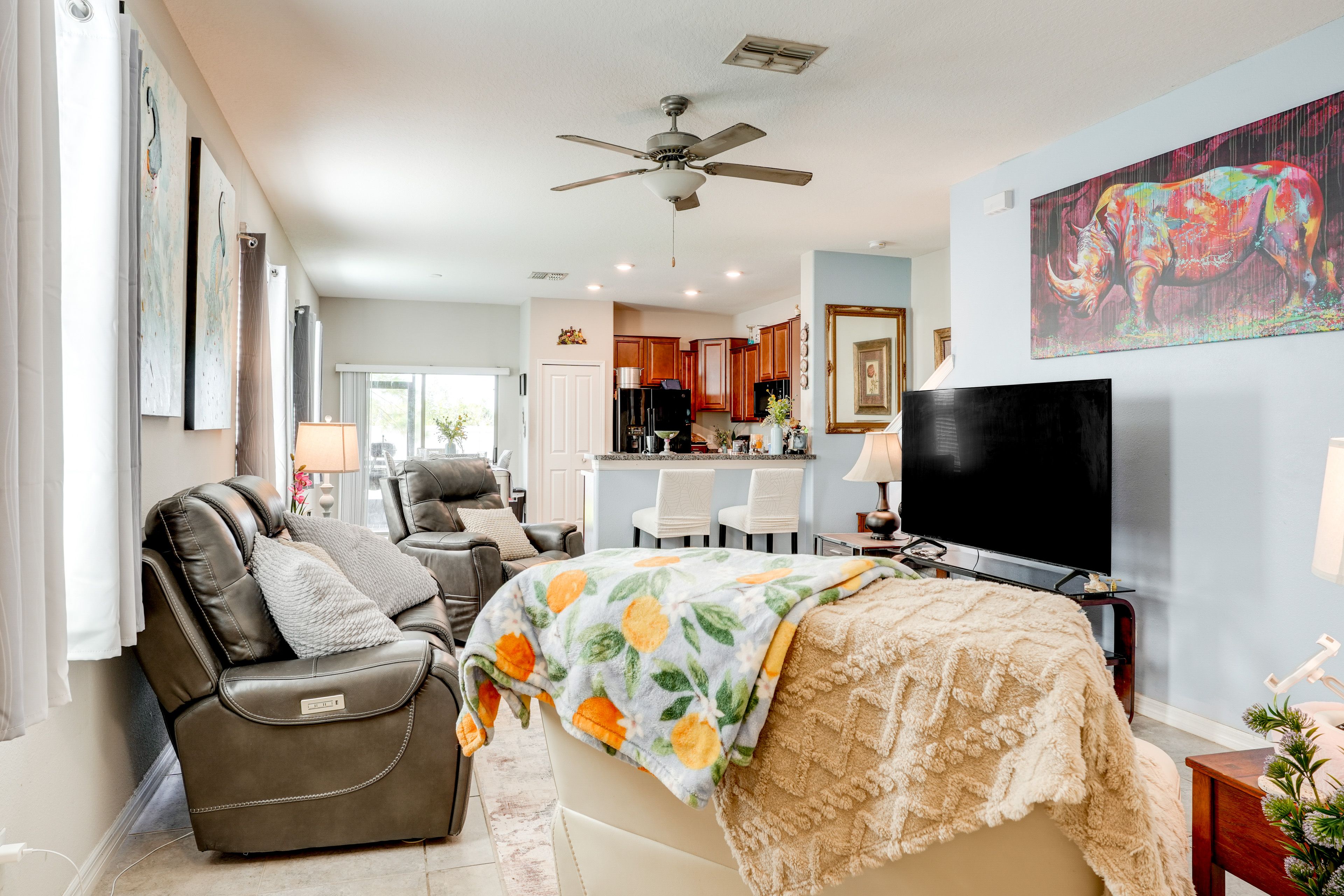 Living Room | Free WiFi | Smart TV | Central A/C & Heat | 1st Floor