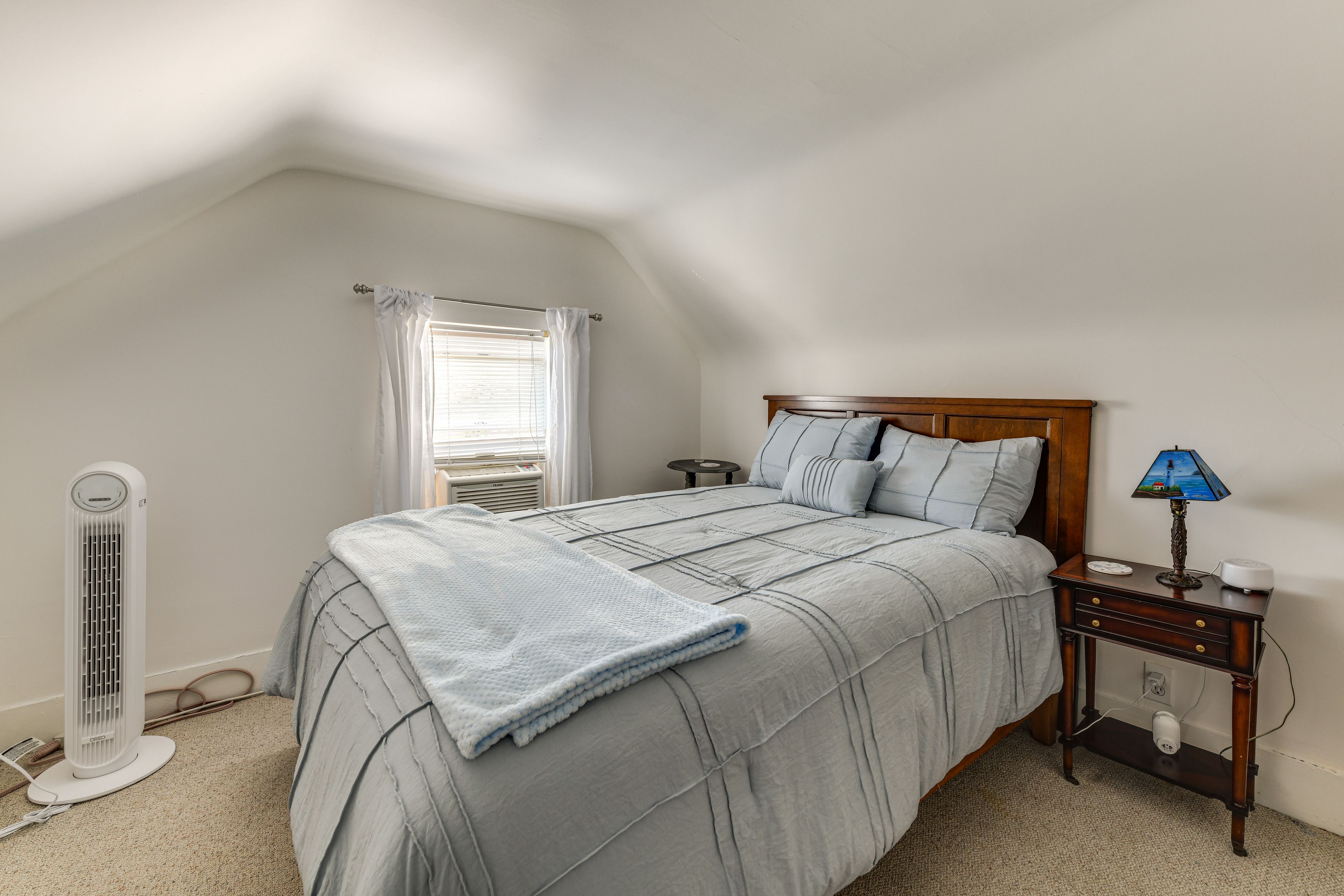 Bedroom 4 | 3rd Floor | Queen Bed | Window A/C Unit