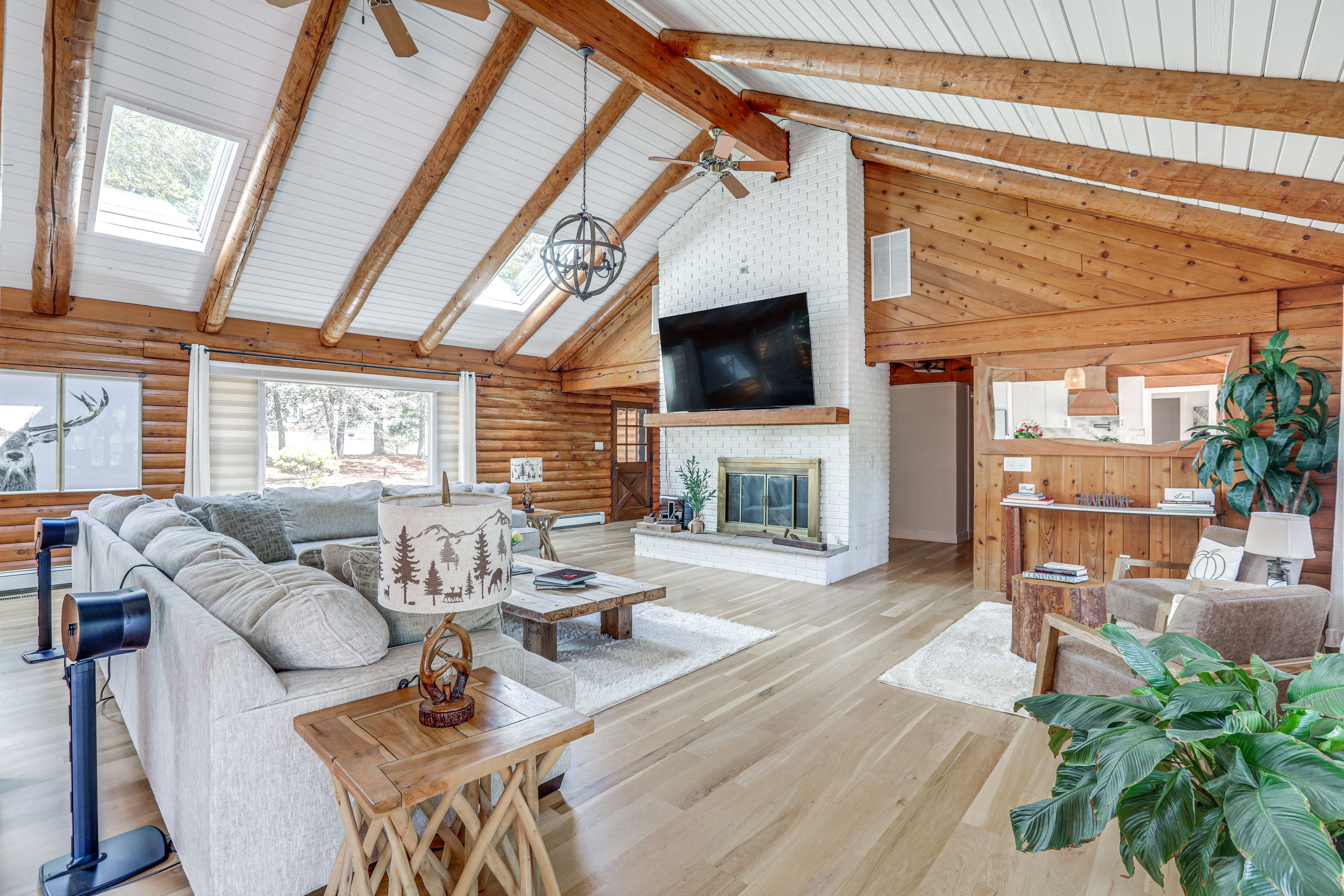 Belle Mead Vacation Rental | 4BR | 3BA | 3,000 Sq Ft | 4 Steps to Enter