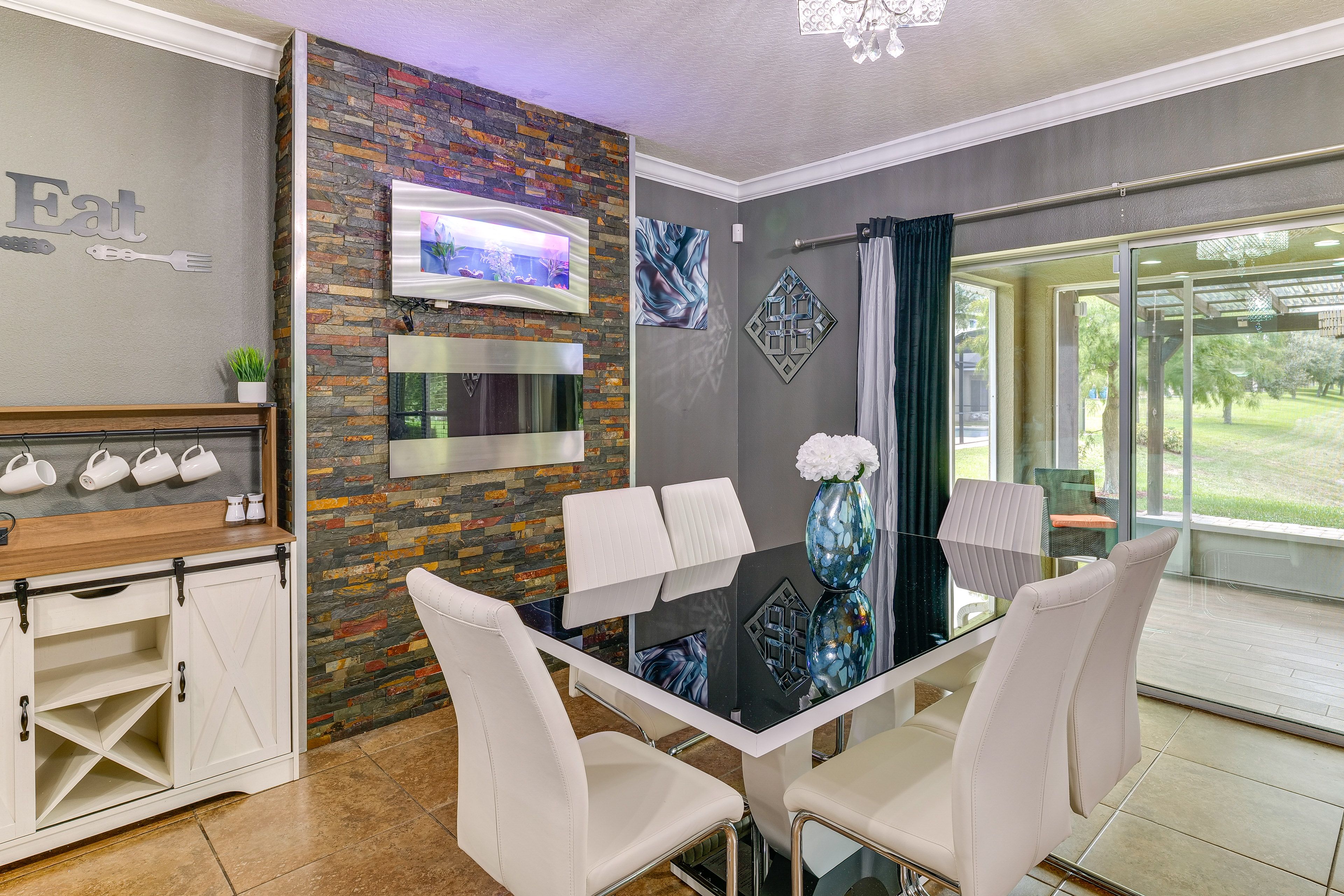 Dining Area | 1st Floor