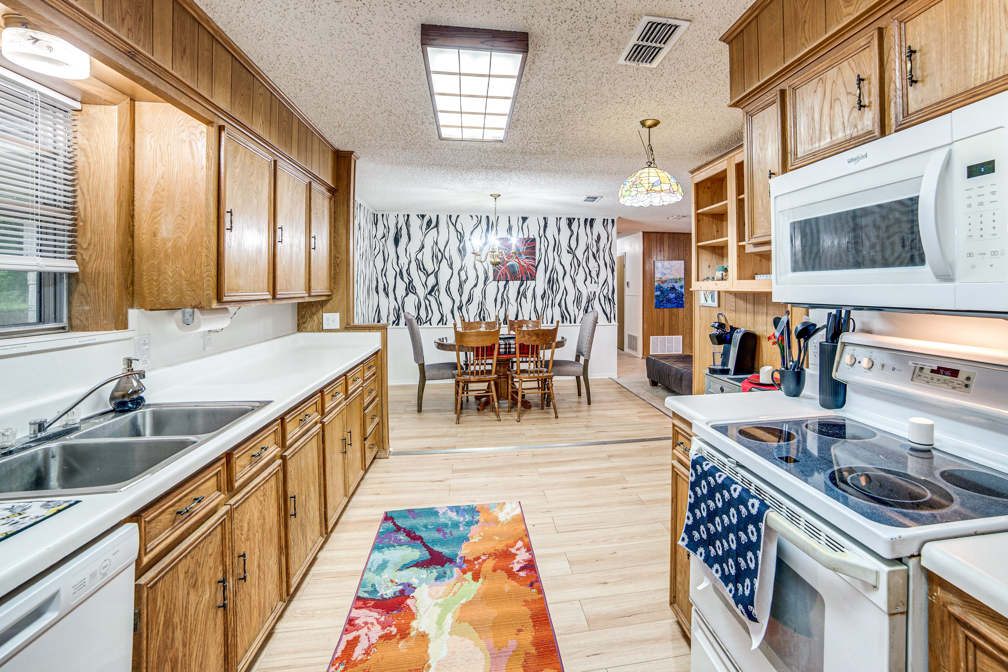 Kitchen | Cooking Basics | Refrigerator | Keurig Coffee Maker | Dishwasher