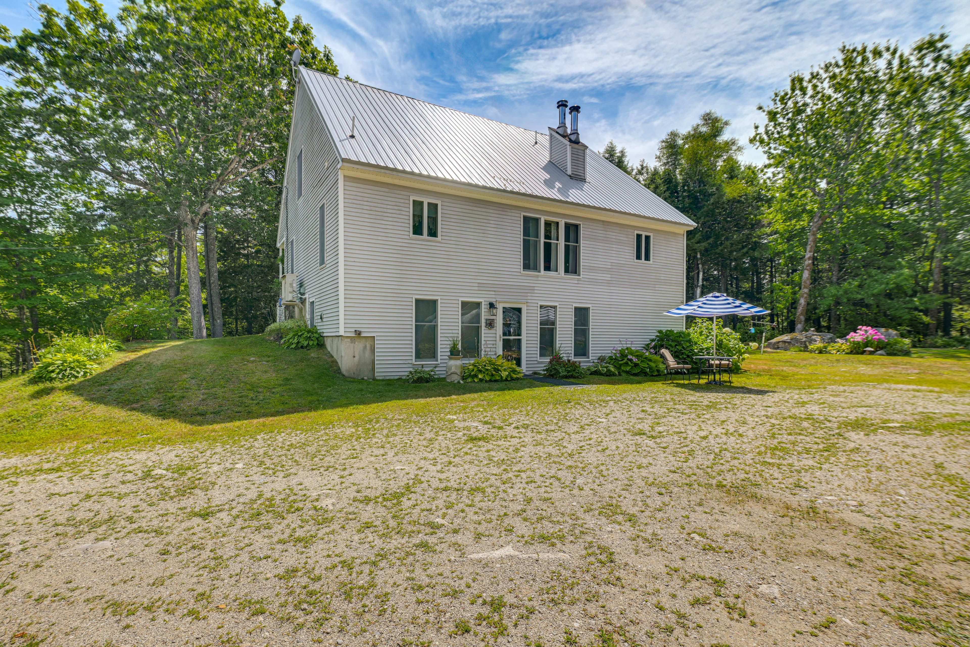 Property Exterior | Outdoor Dining