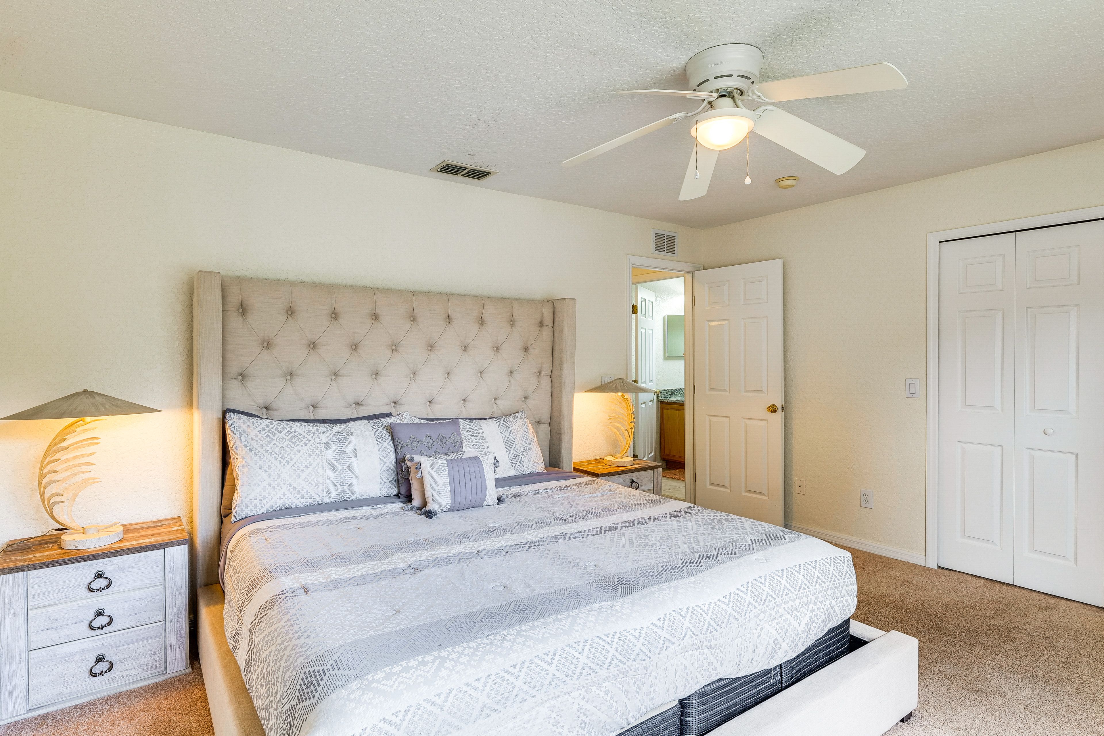Bedroom 1 | King Bed | Linens | 2nd Floor