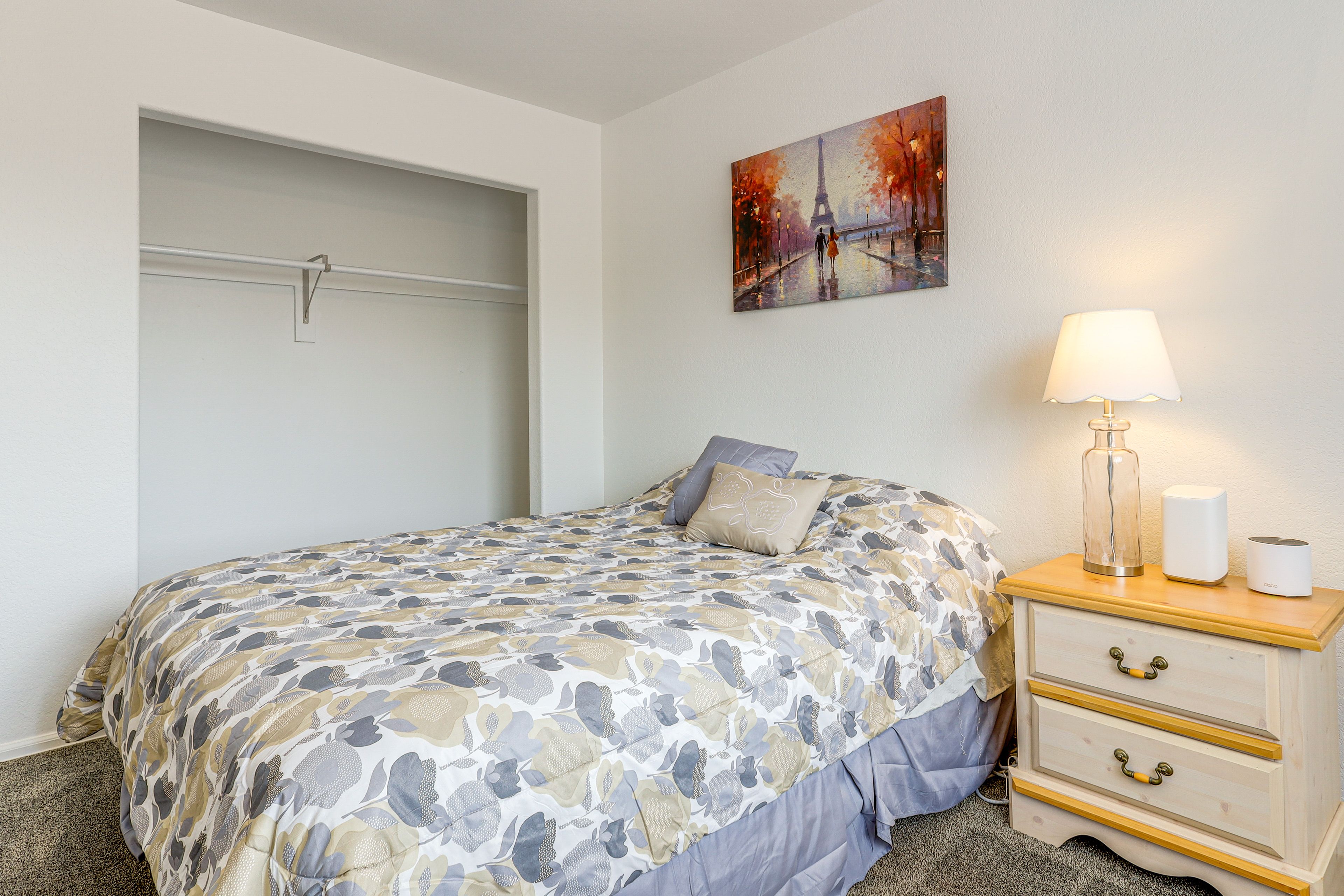 Bedroom 2 | Queen Bed