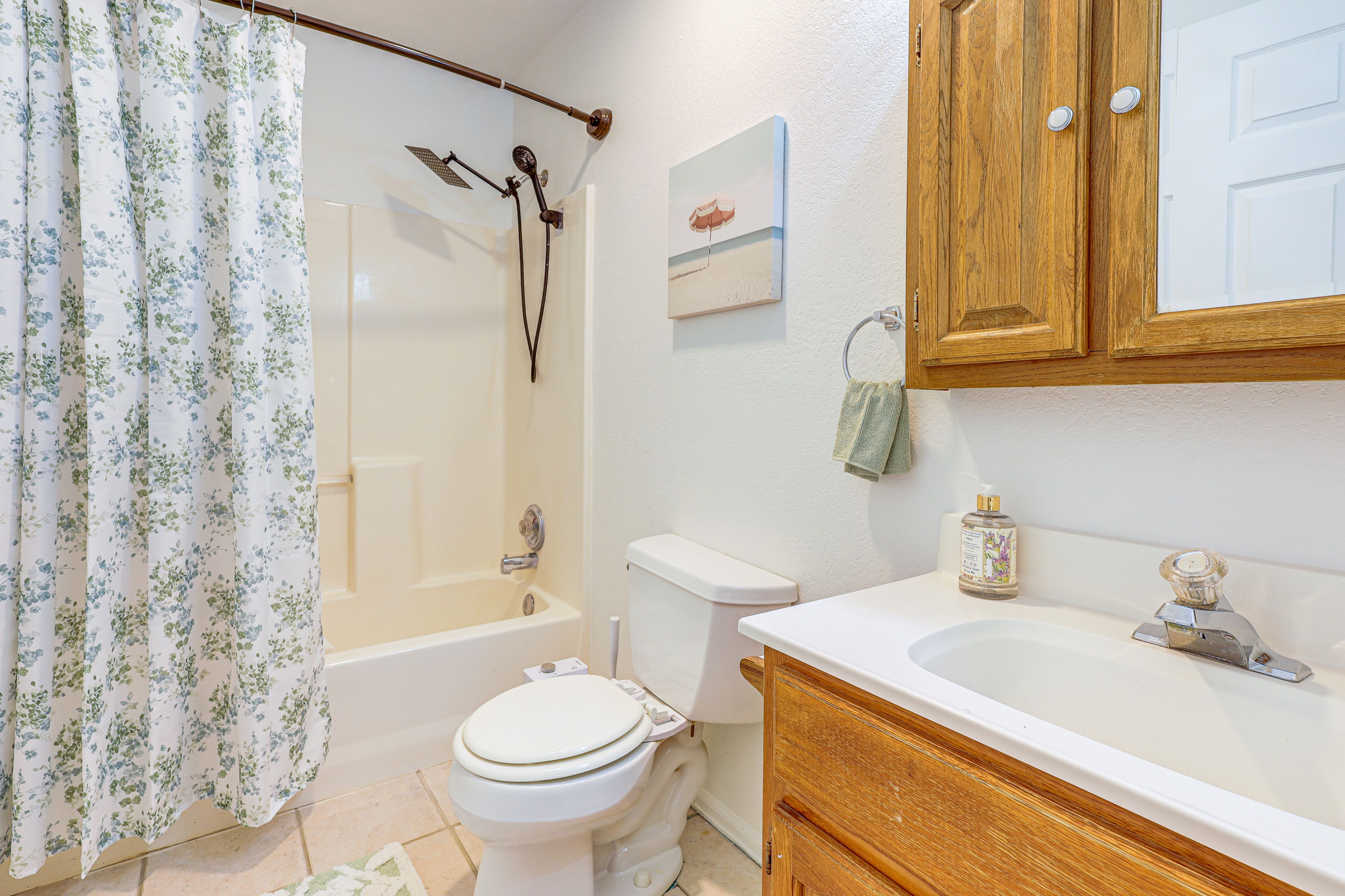 Full Bathroom